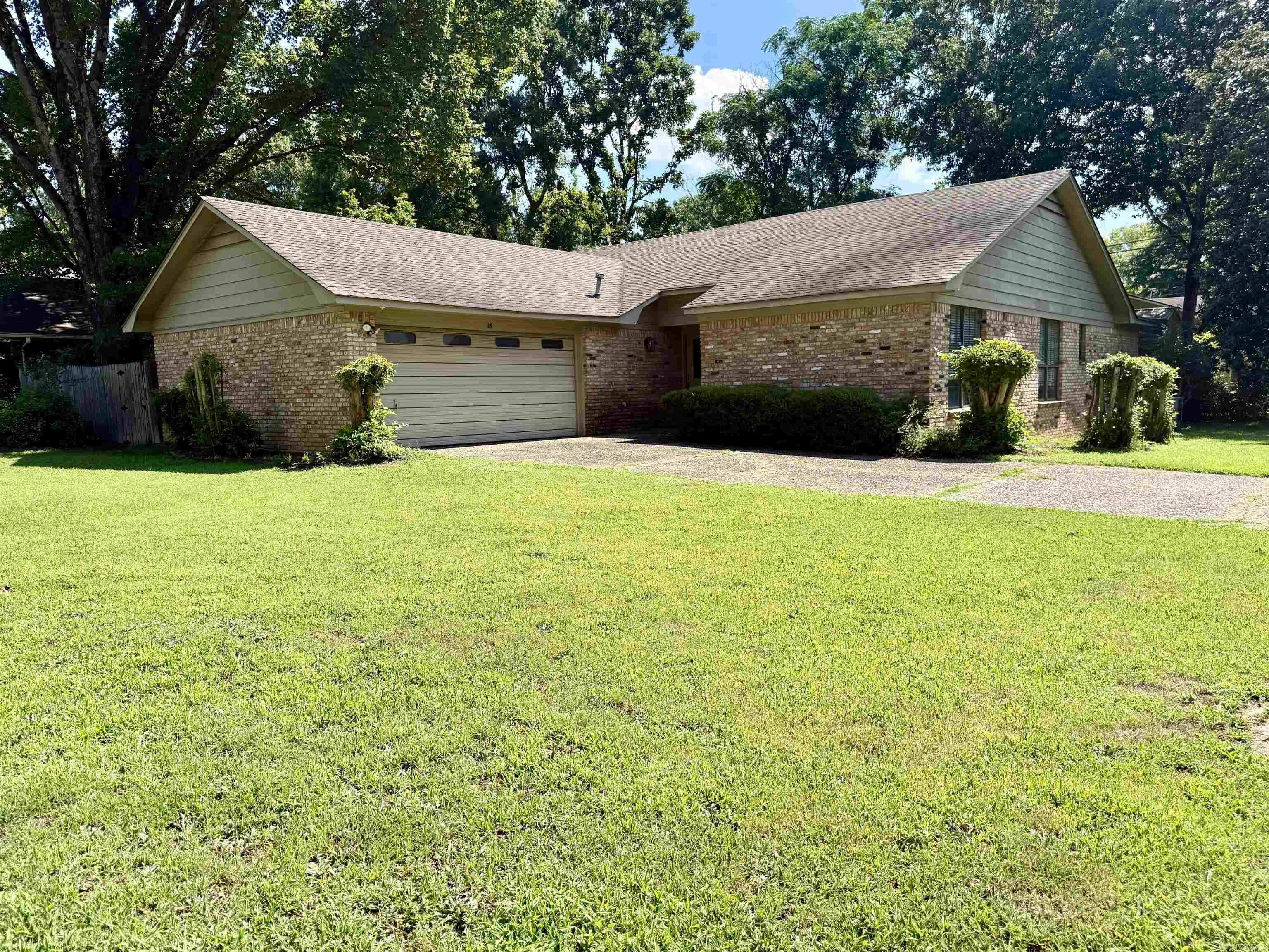 18 Stanwood Loop Property Photo 1