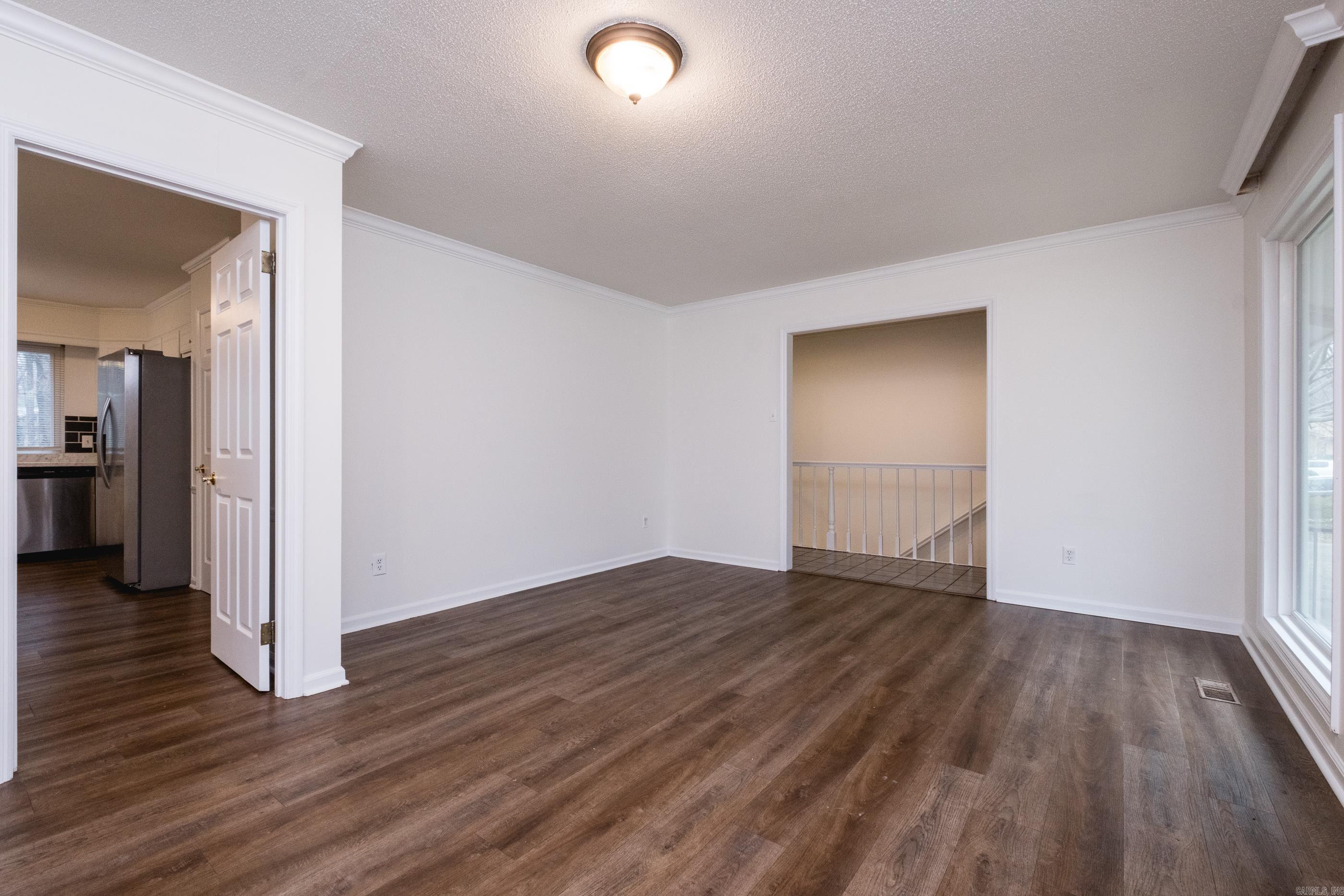 1506 Alberta Dr Property Photo 9