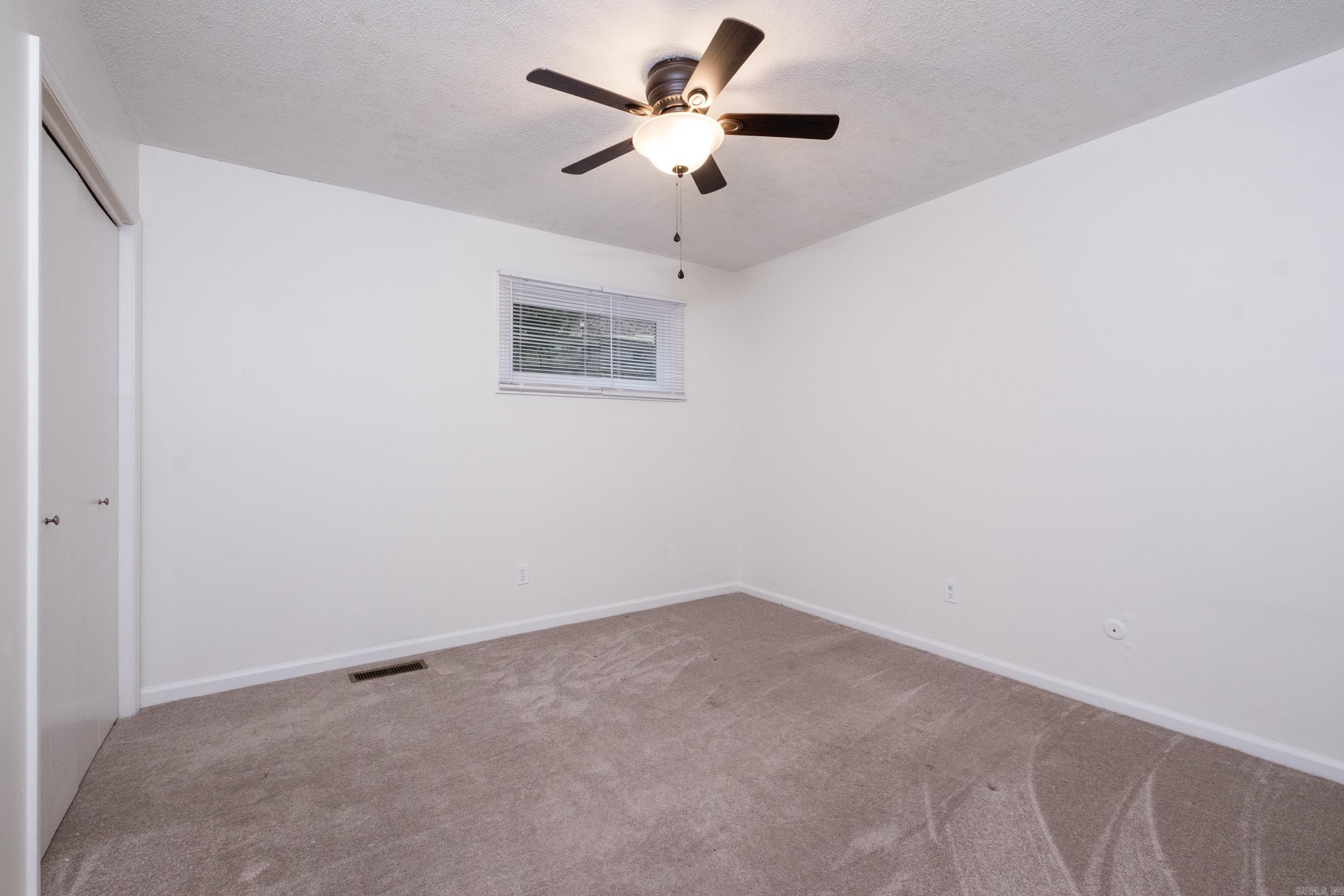 1506 Alberta Dr Property Photo 29