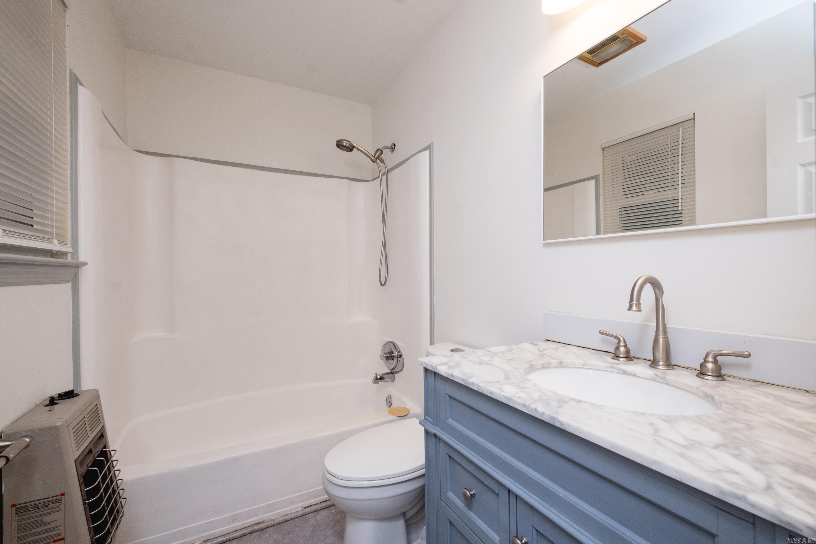1506 Alberta Dr Property Photo 34