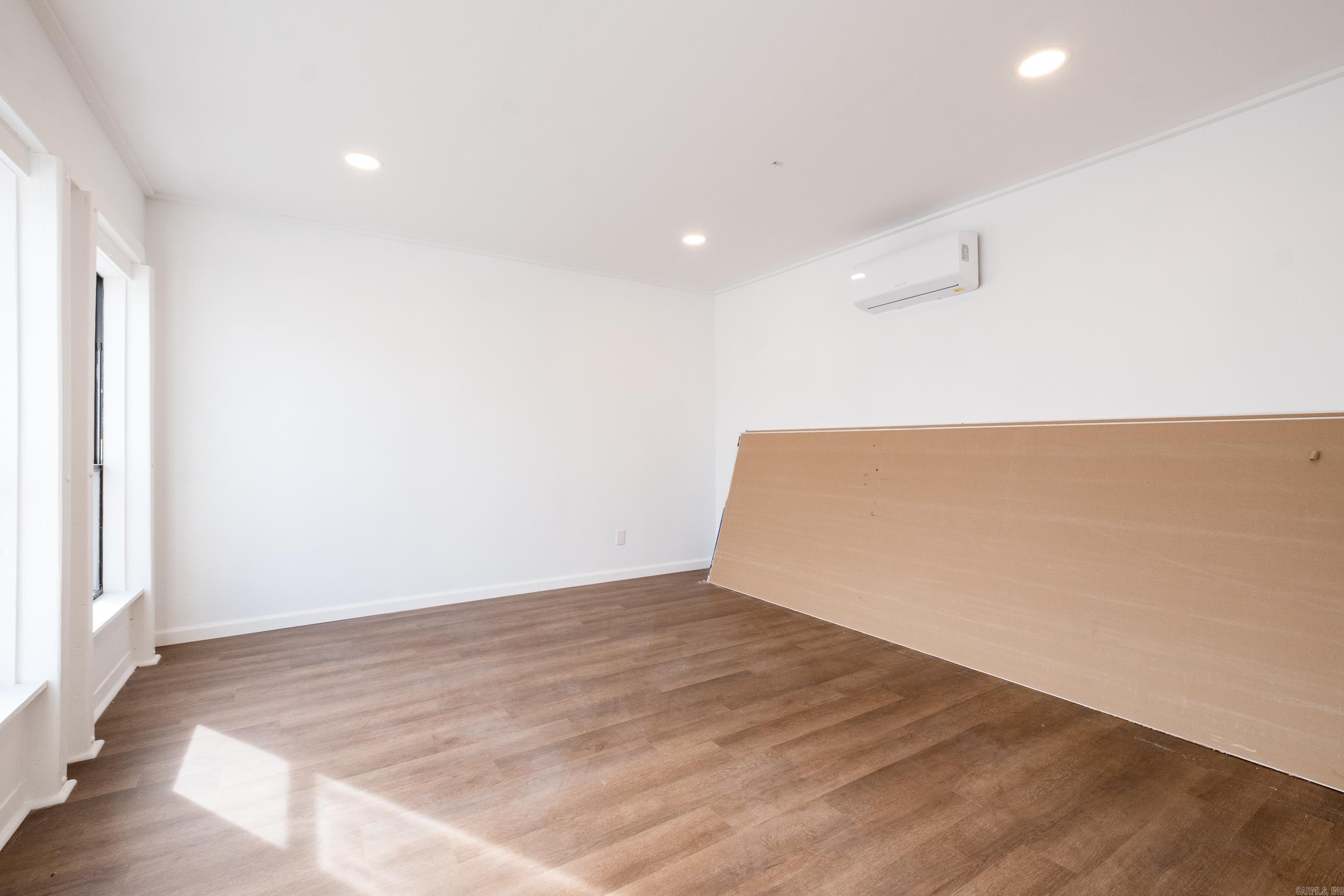 13118 Old River Drive Property Photo 29