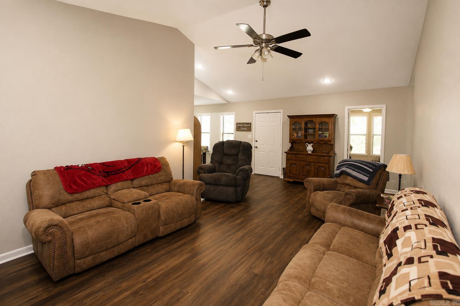 4 Cozy Lane Property Photo 21