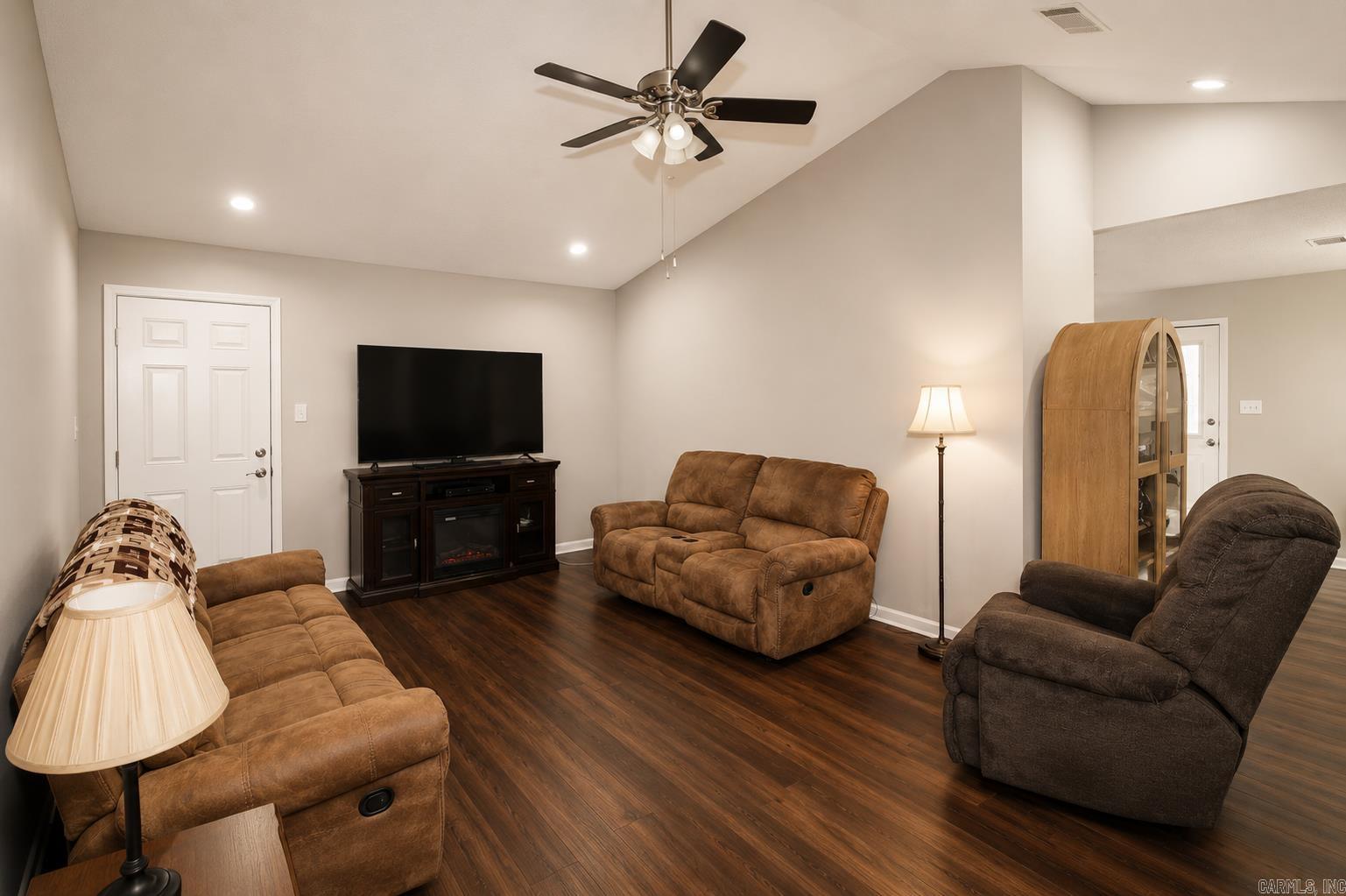 4 Cozy Lane Property Photo 22