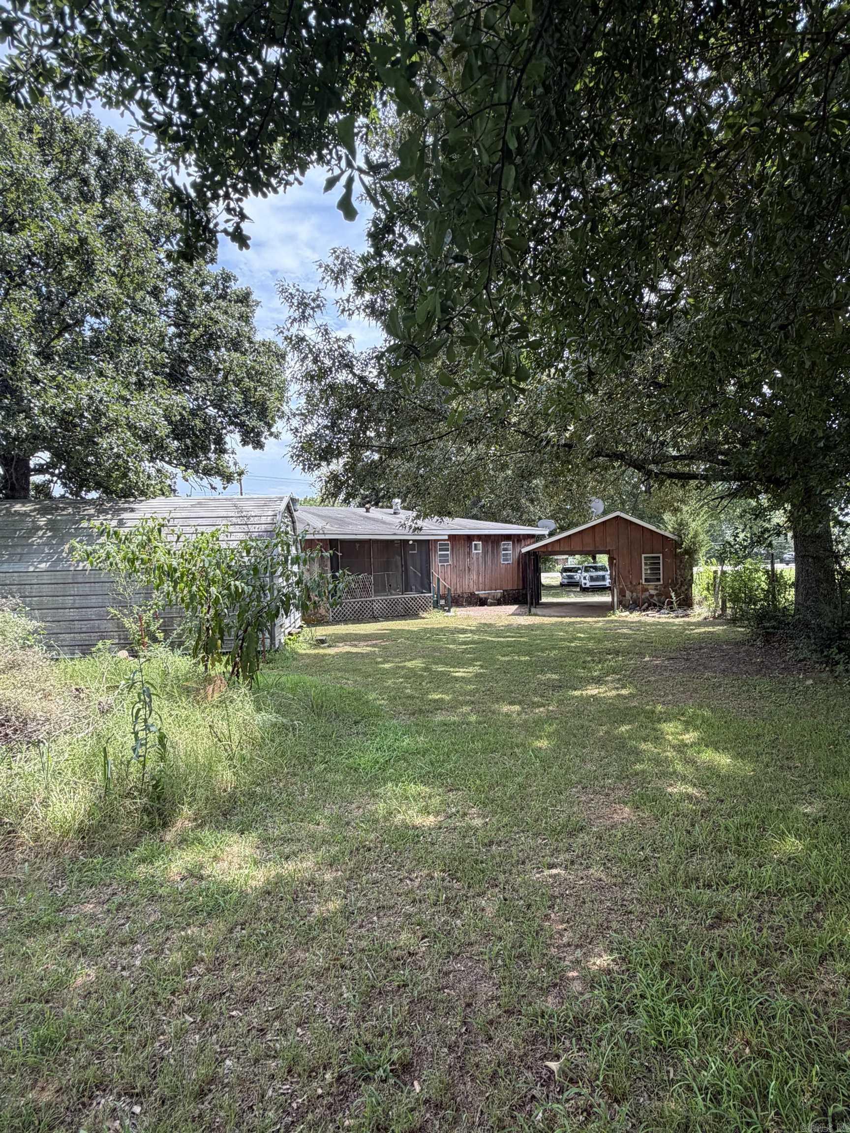 9846 W Highway 64 Property Photo 2