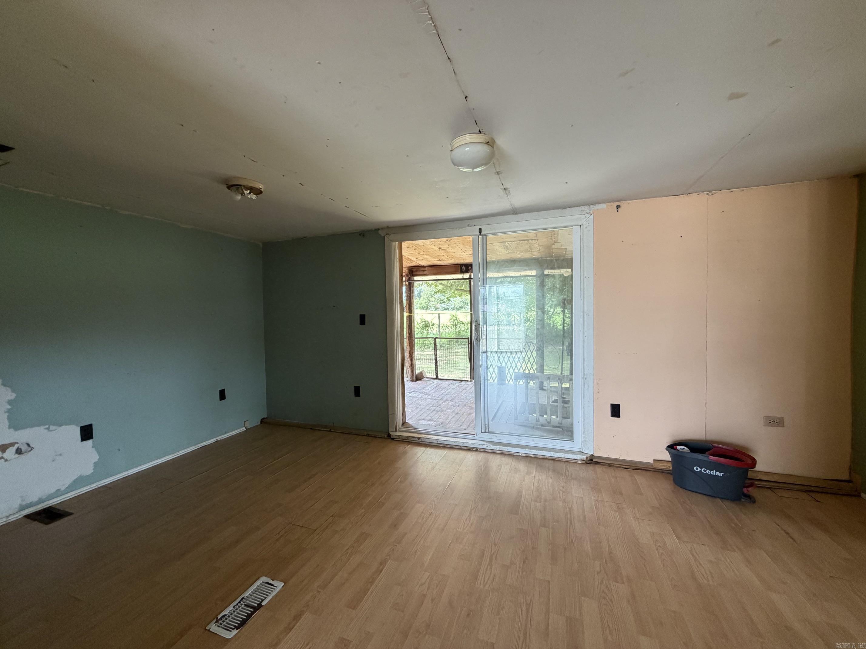 9846 W Highway 64 Property Photo 6