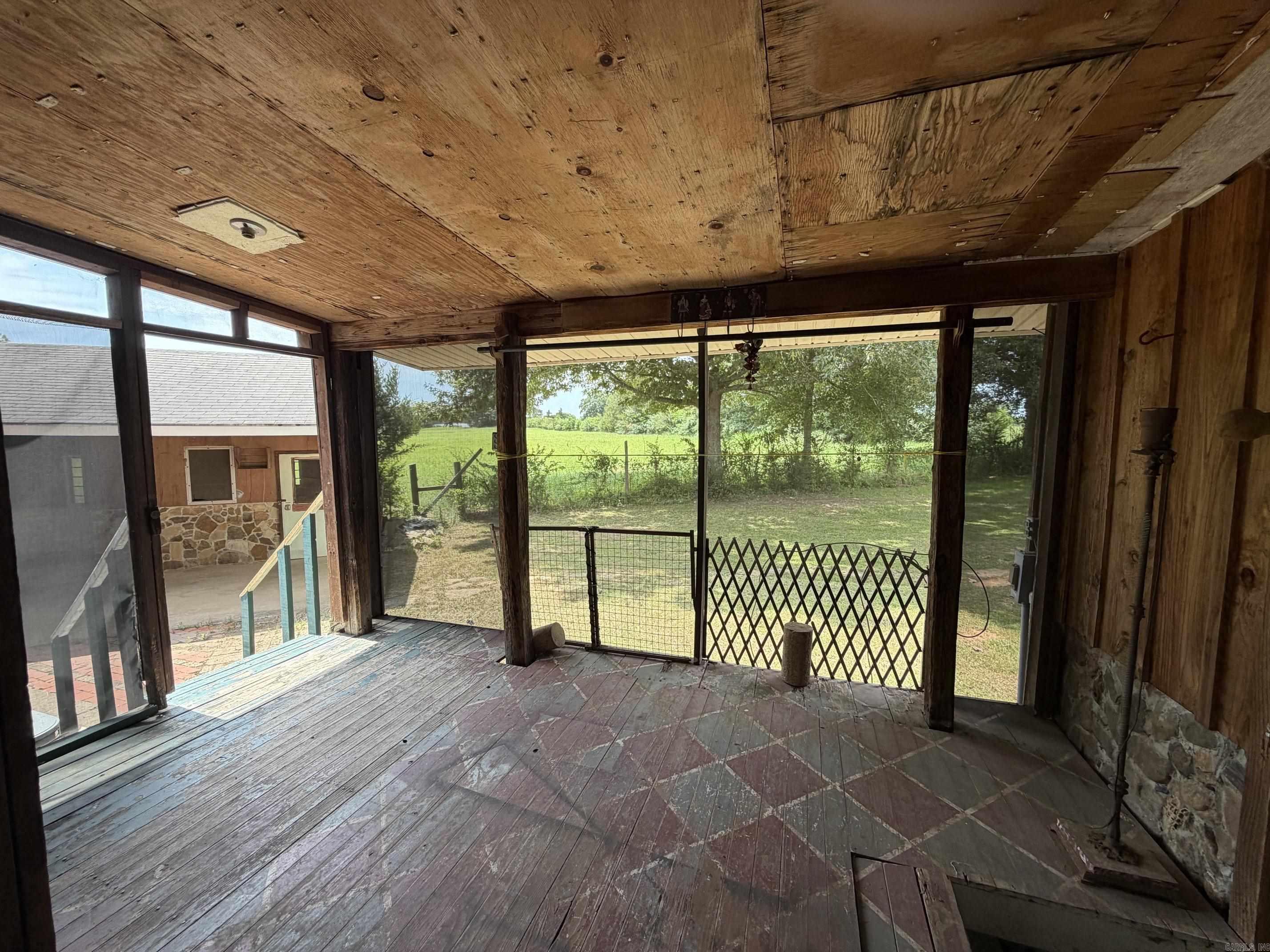 9846 W Highway 64 Property Photo 16