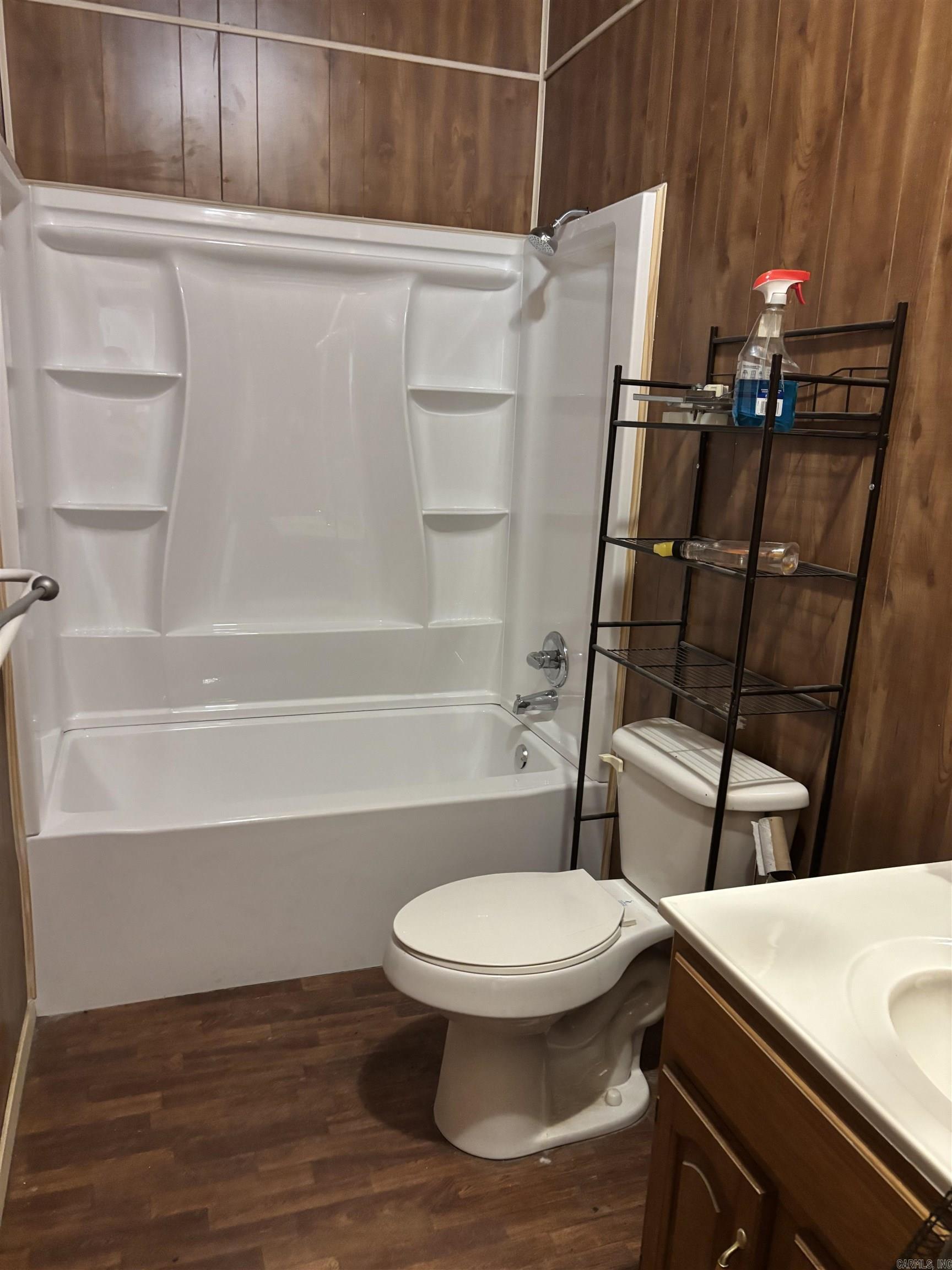 105 Rodeo Drive Property Photo 10