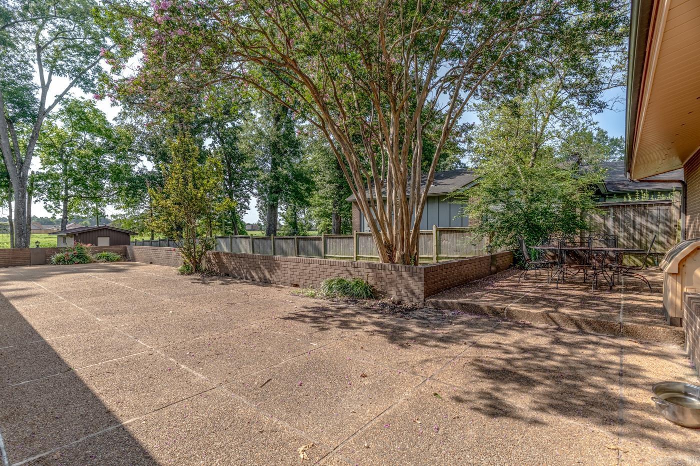 12 Meadowbrook Lane Property Photo 40
