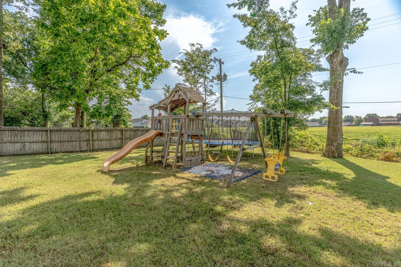 12 Meadowbrook Lane Property Photo 45