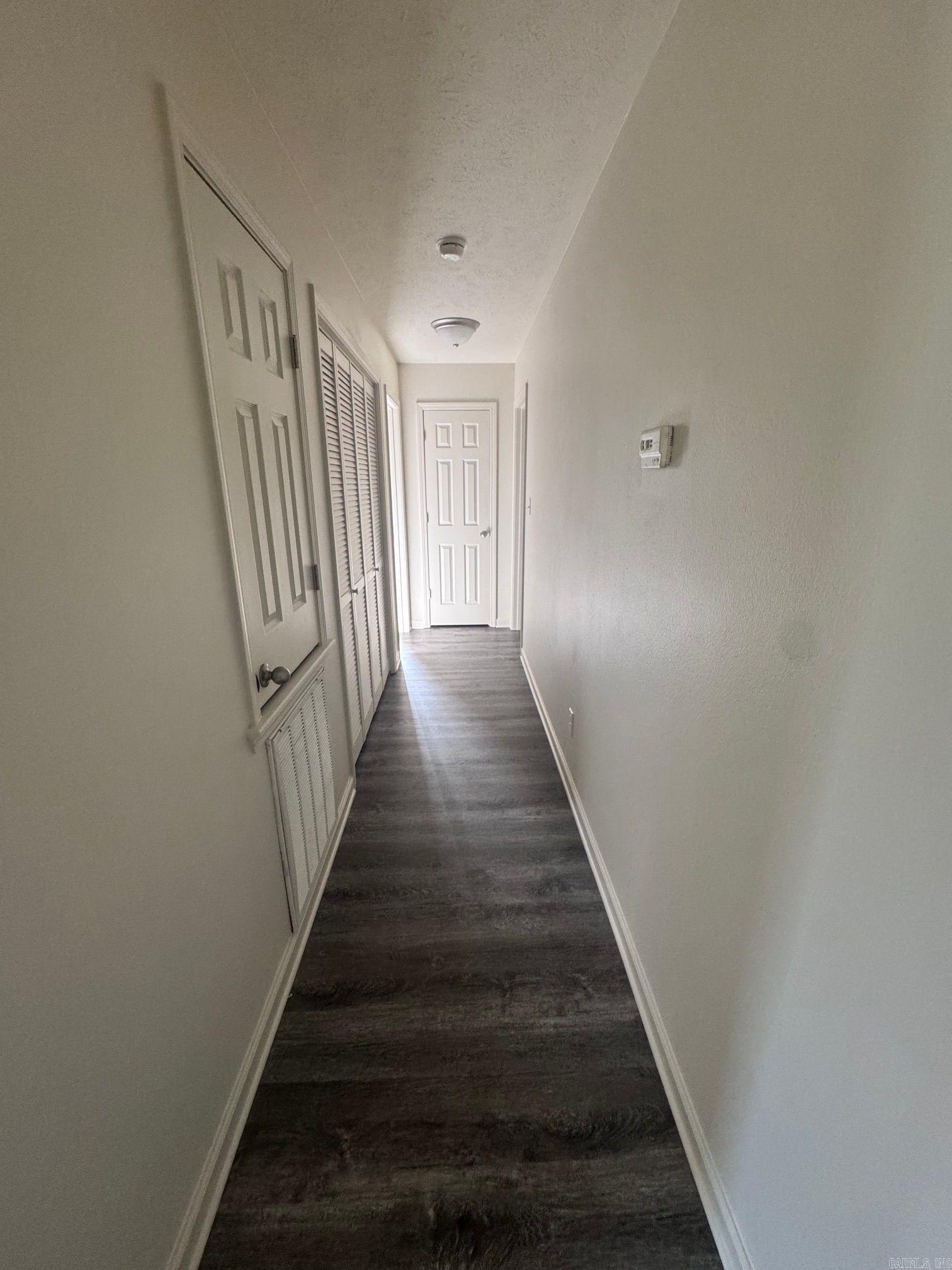 100 E Lauren Road Property Photo 13