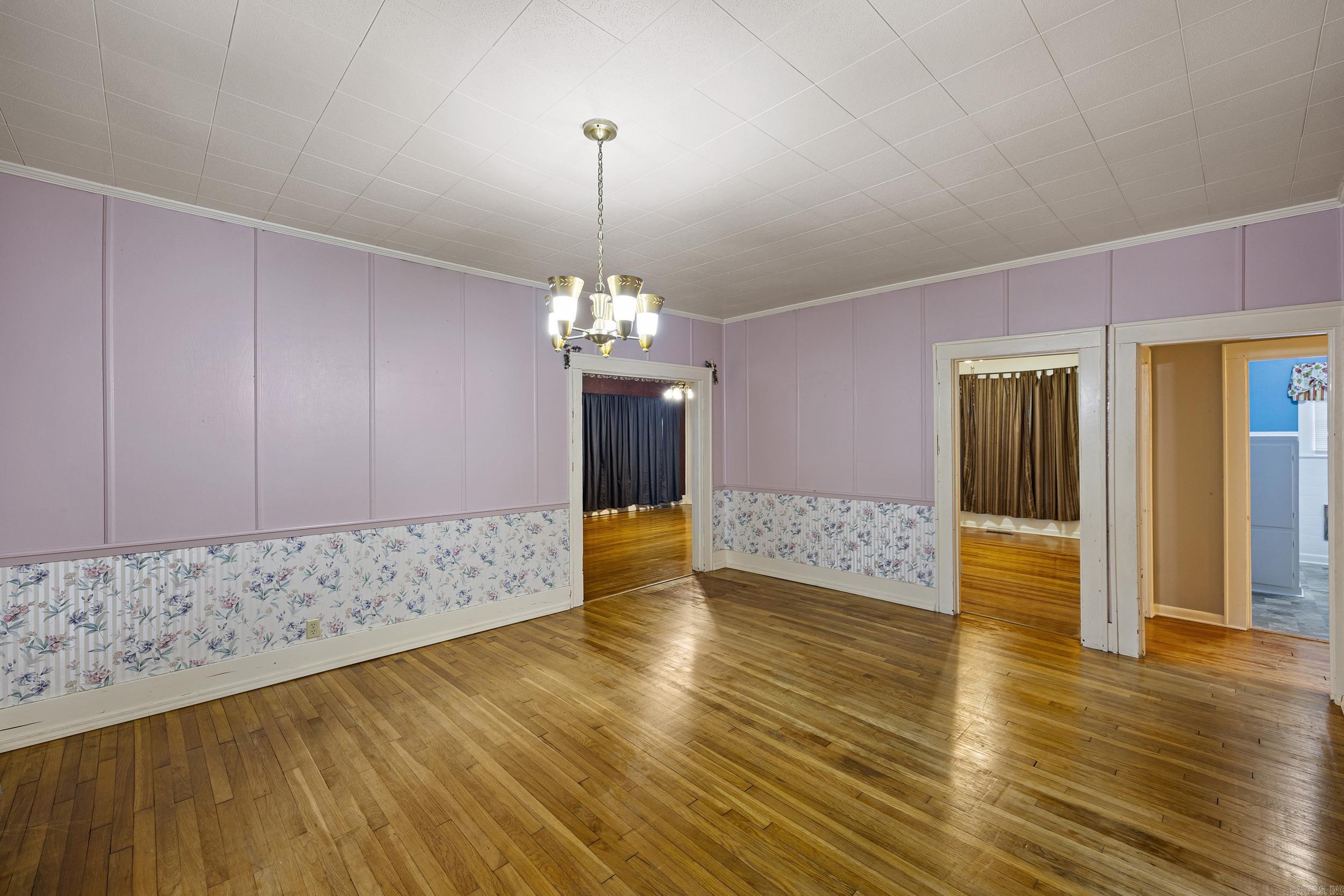 807 S Bridge Street Property Photo 14