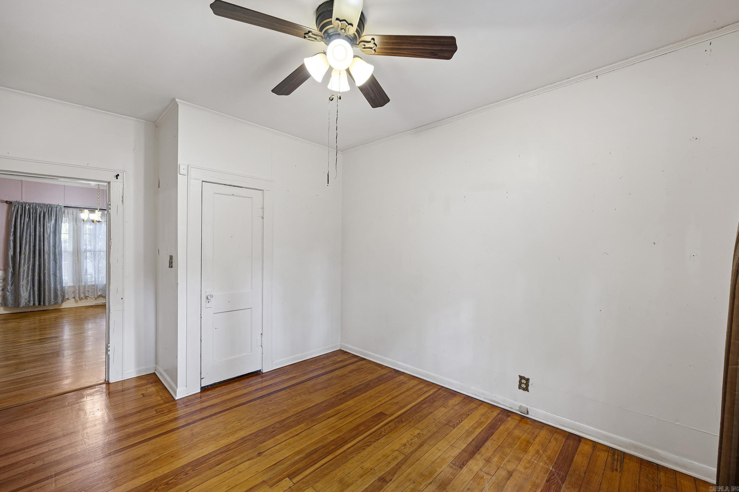 807 S Bridge Street Property Photo 32