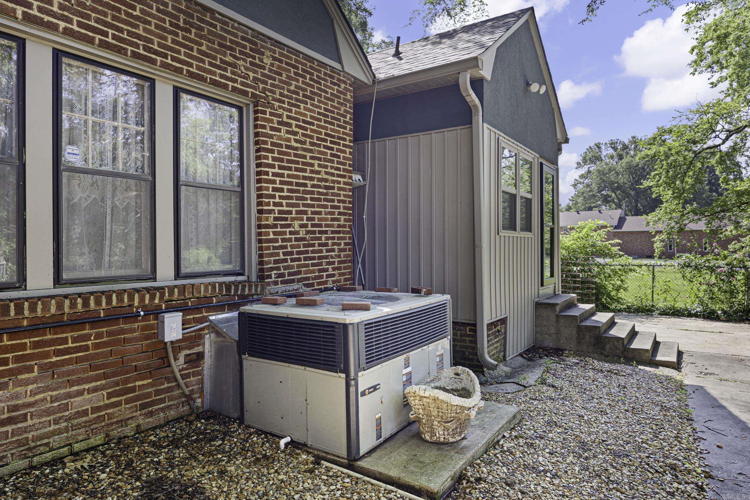 807 S Bridge Street Property Photo 35