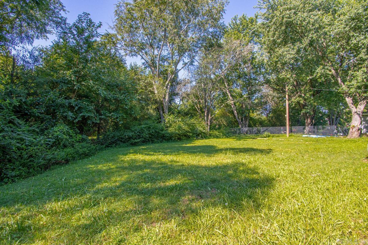 105 Statler Lane Property Photo 5