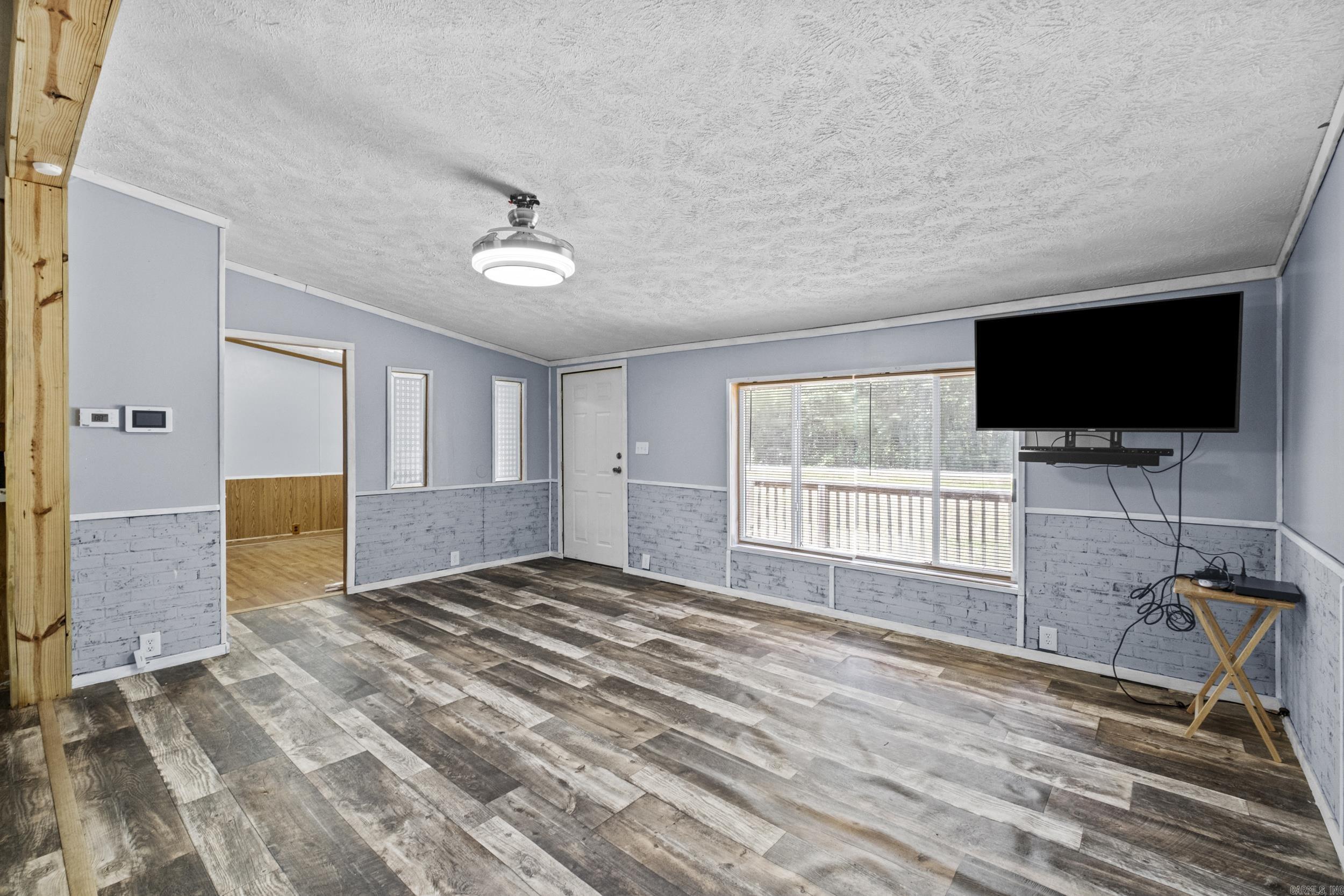 108 Hakme Ln Property Photo 11