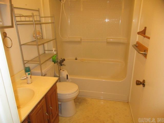 330 Clements Road Property Photo 13