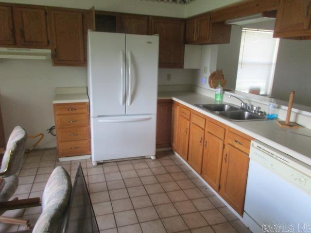 330 Clements Road Property Photo 14