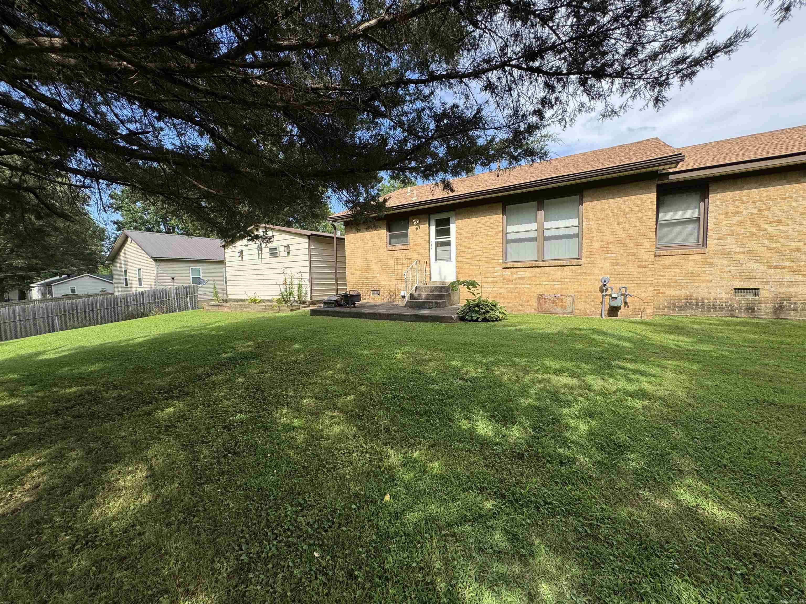 819 S 12th Avenue Property Photo 18