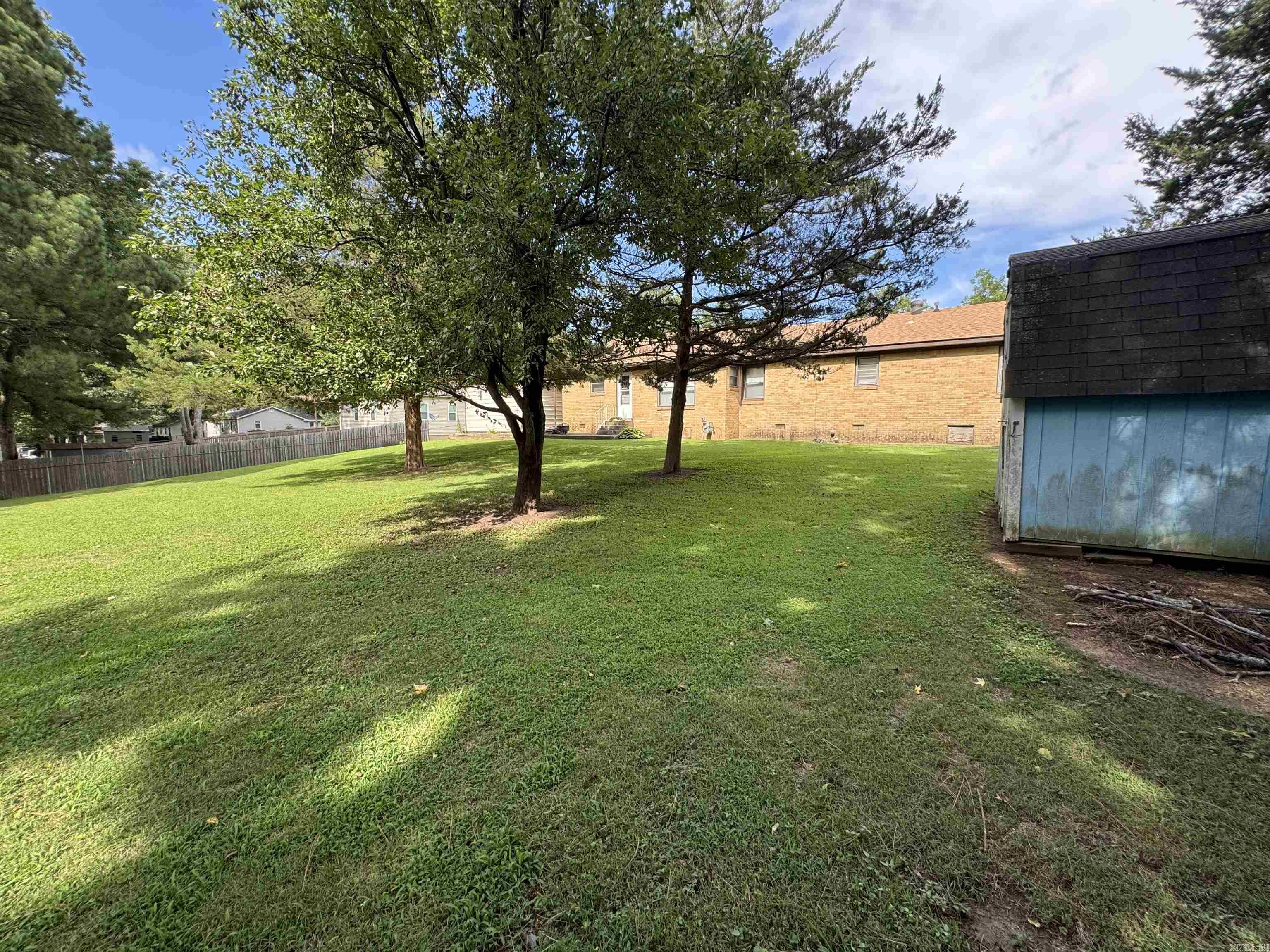 819 S 12th Avenue Property Photo 19