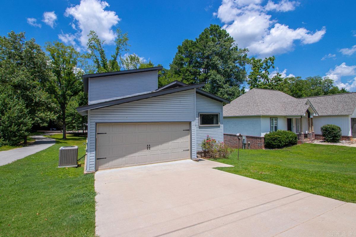 112 E Sunset Drive Property Photo 1