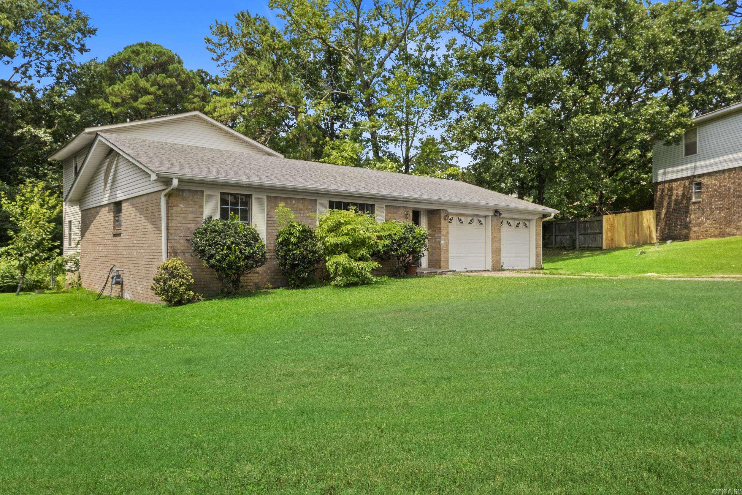 3320 Dartmouth Court Property Photo 3