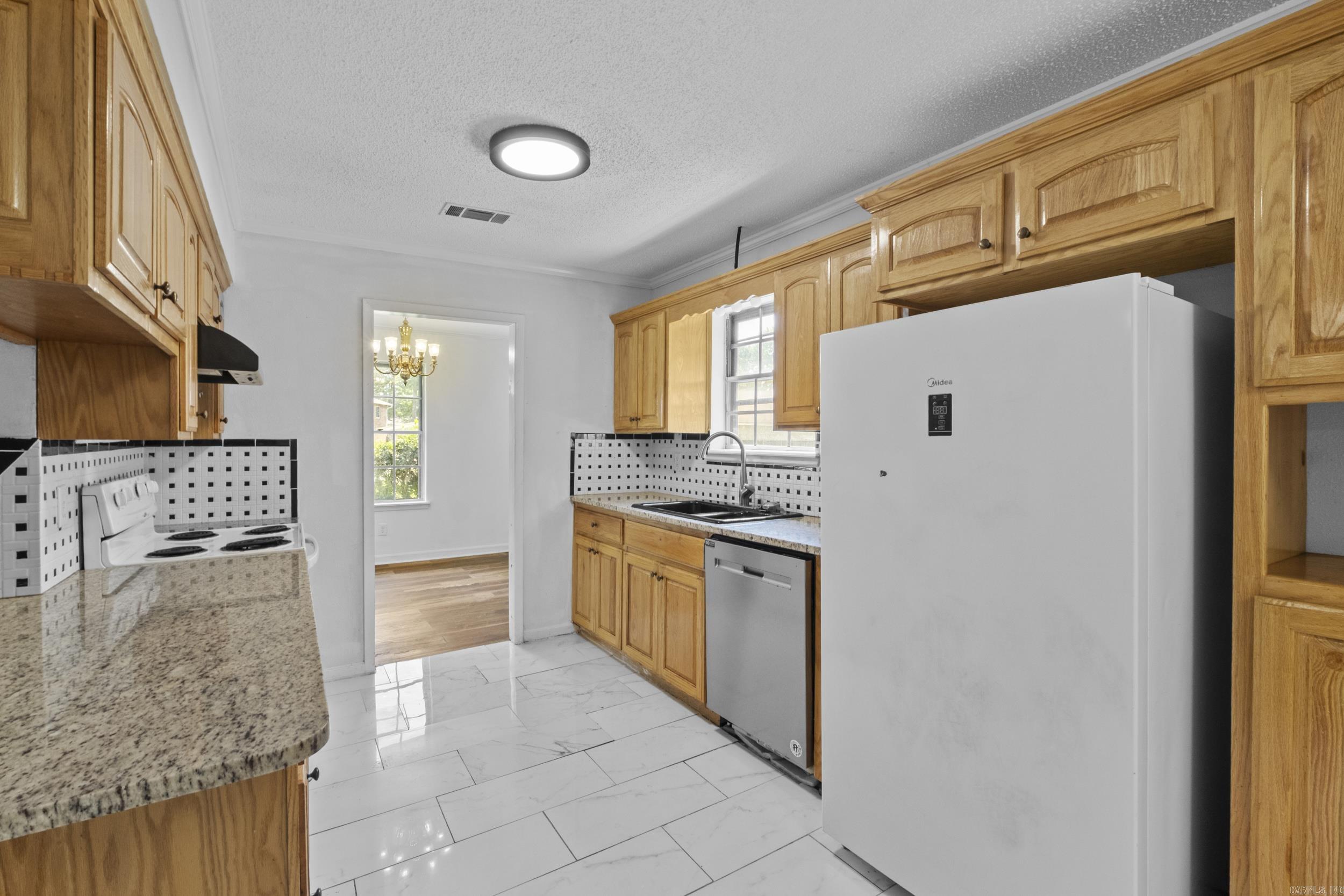 3320 Dartmouth Court Property Photo 10