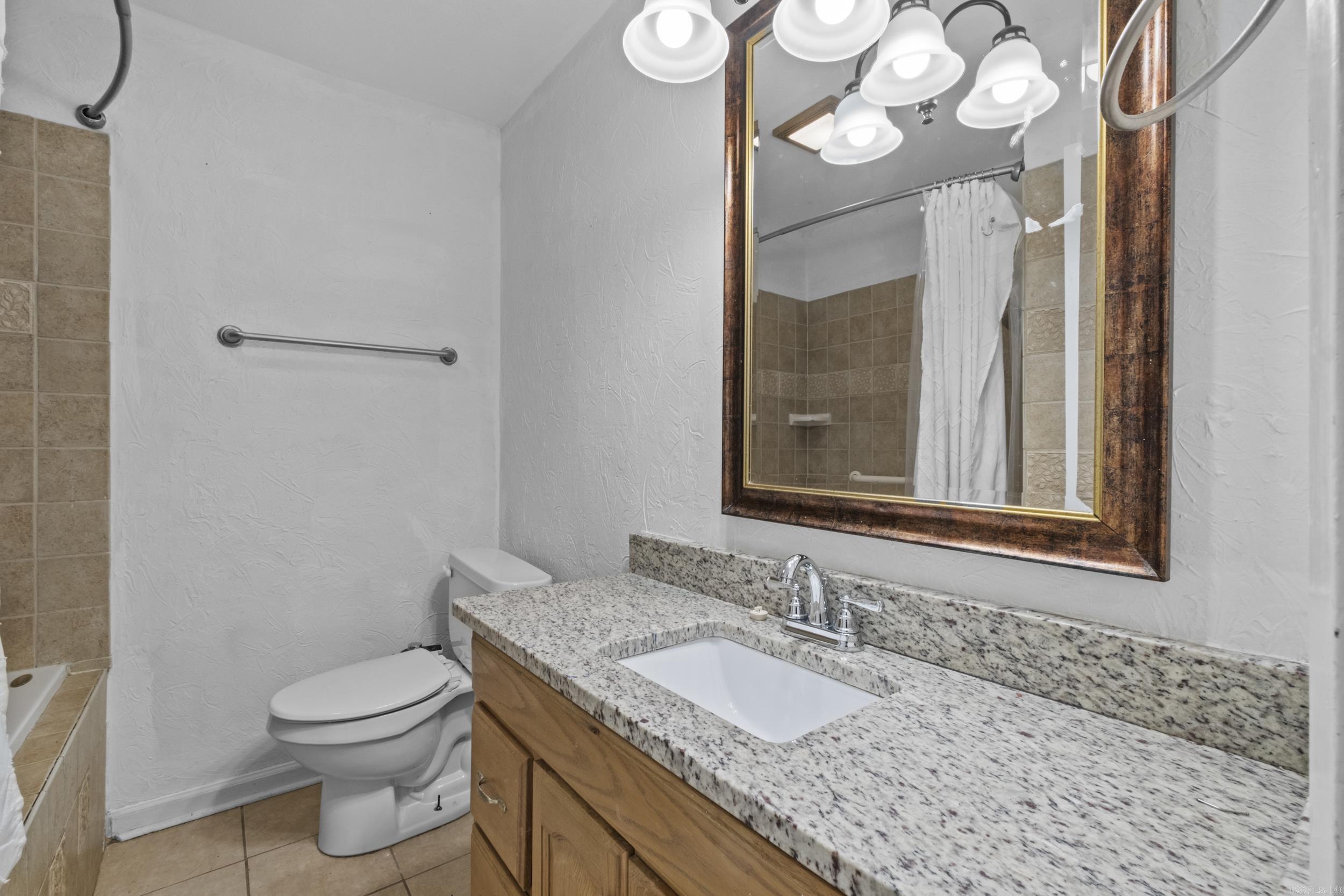 3320 Dartmouth Court Property Photo 25