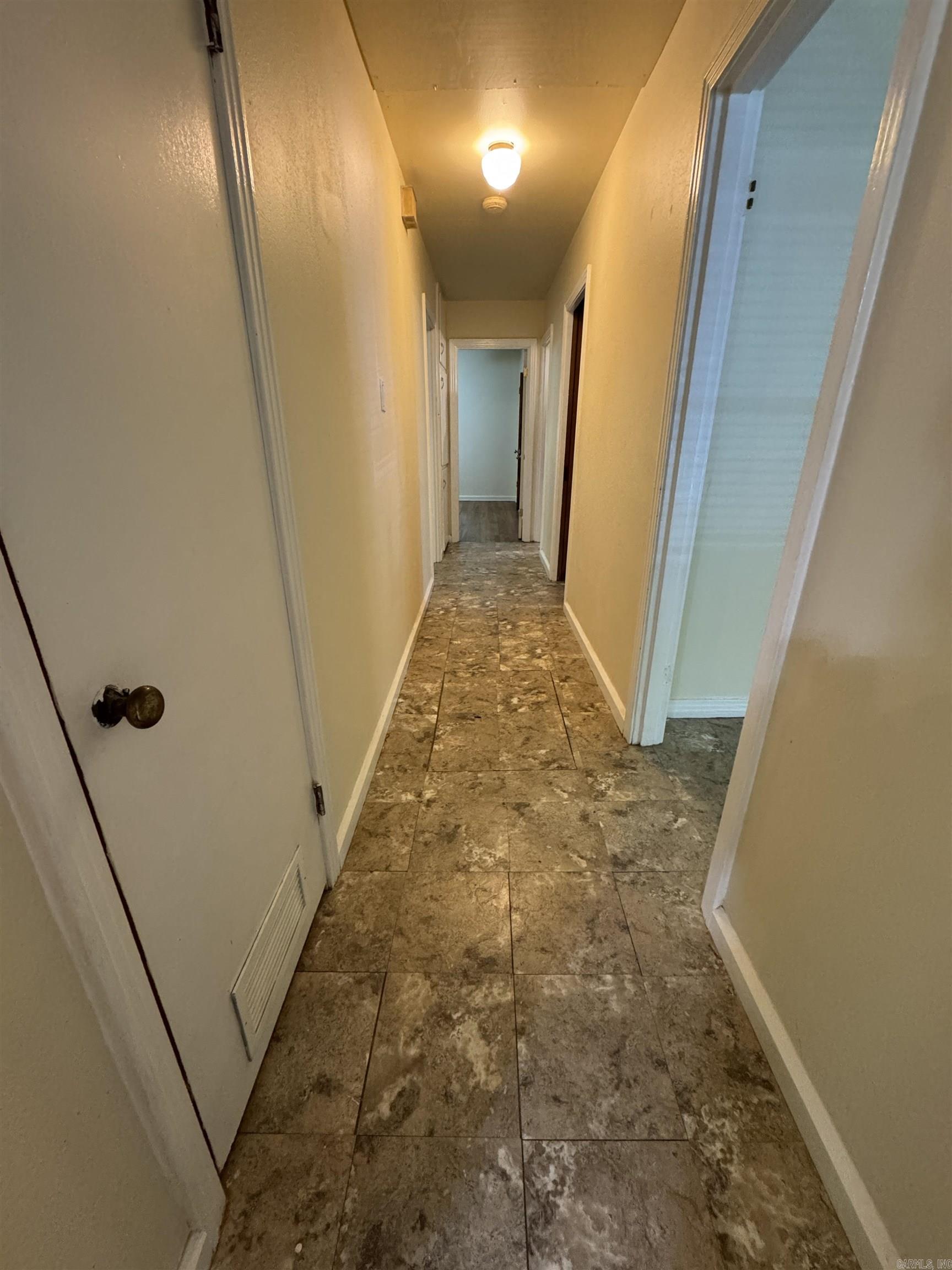 1648 Davis St Property Photo 10