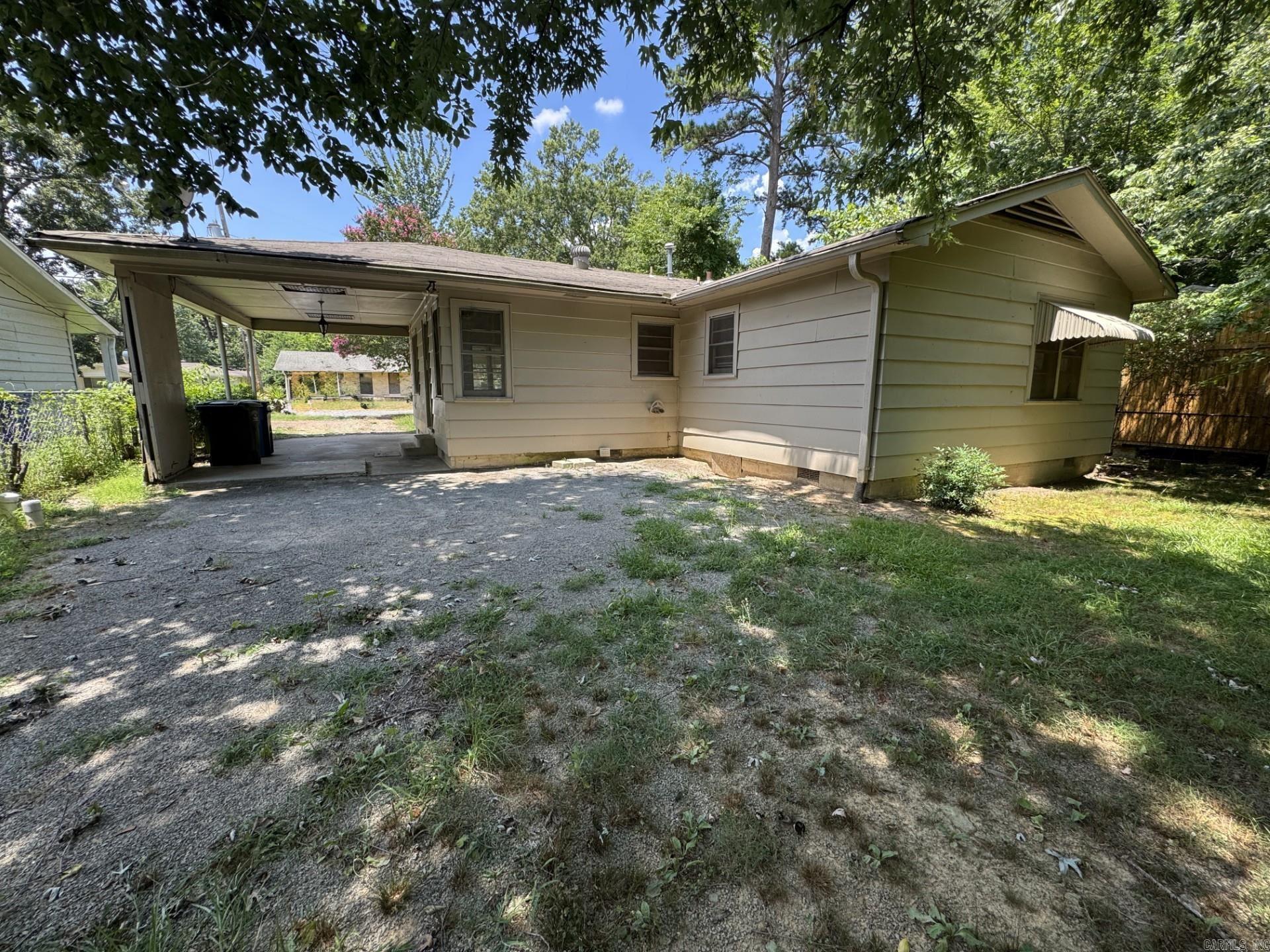 1648 Davis St Property Photo 20