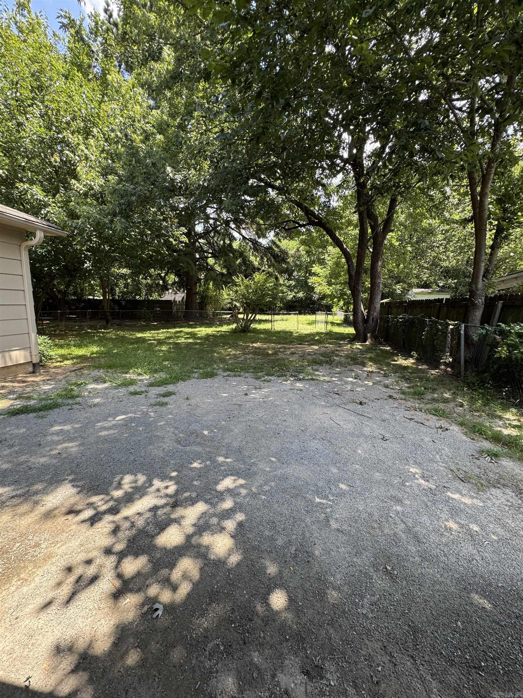 1648 Davis St Property Photo 24