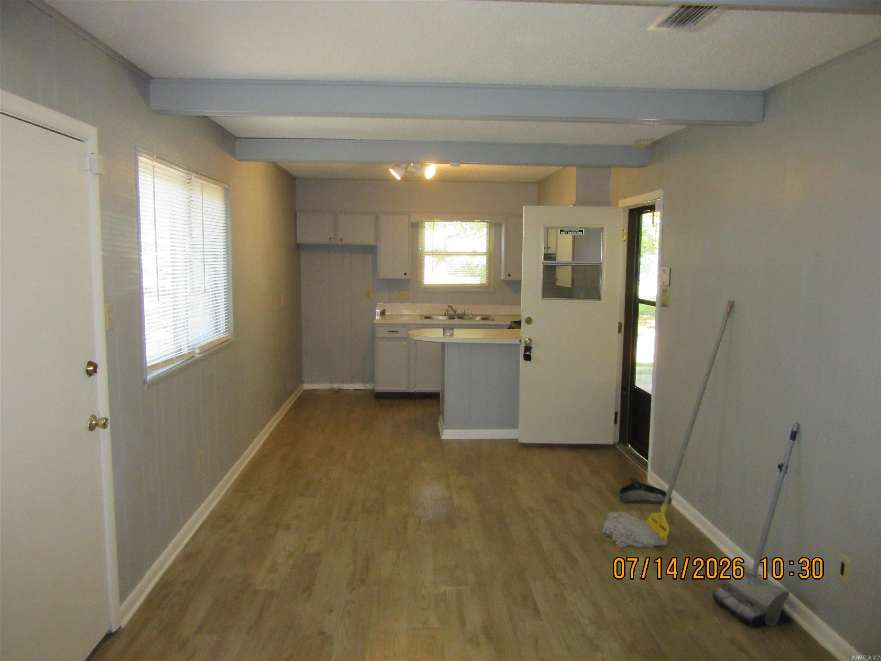 3907 American Manor Property Photo 2