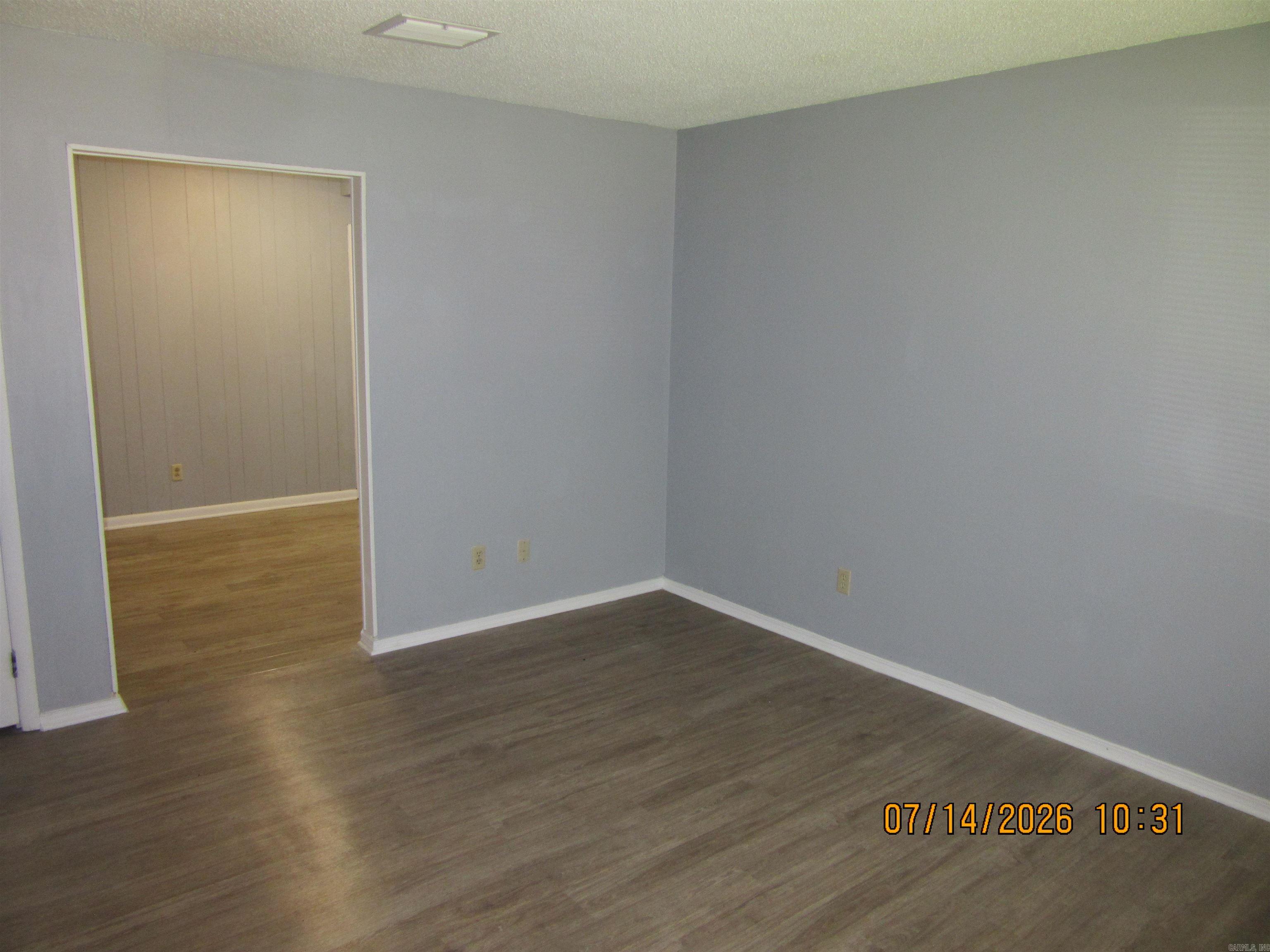 3907 American Manor Property Photo 5