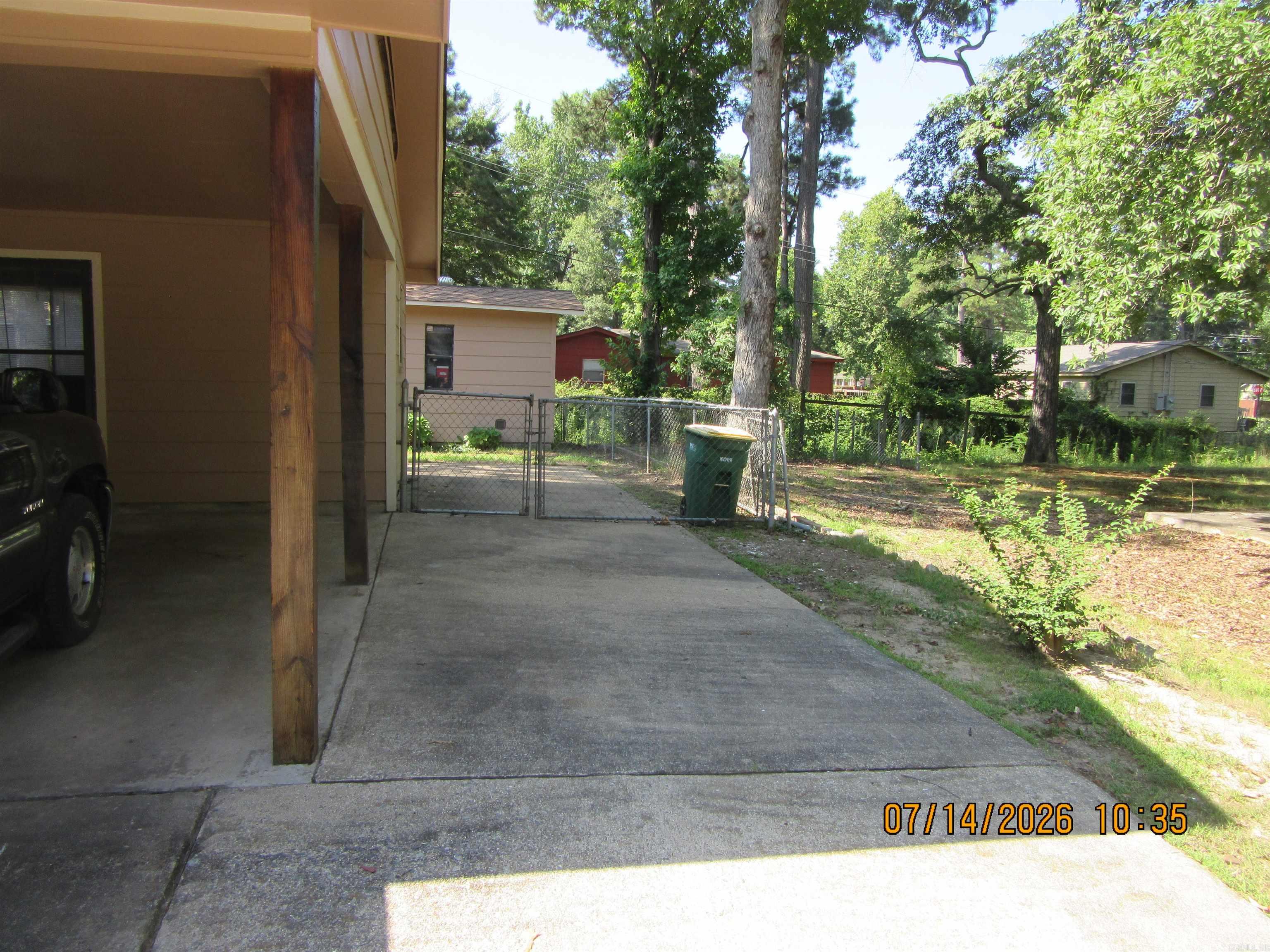 3907 American Manor Property Photo 16