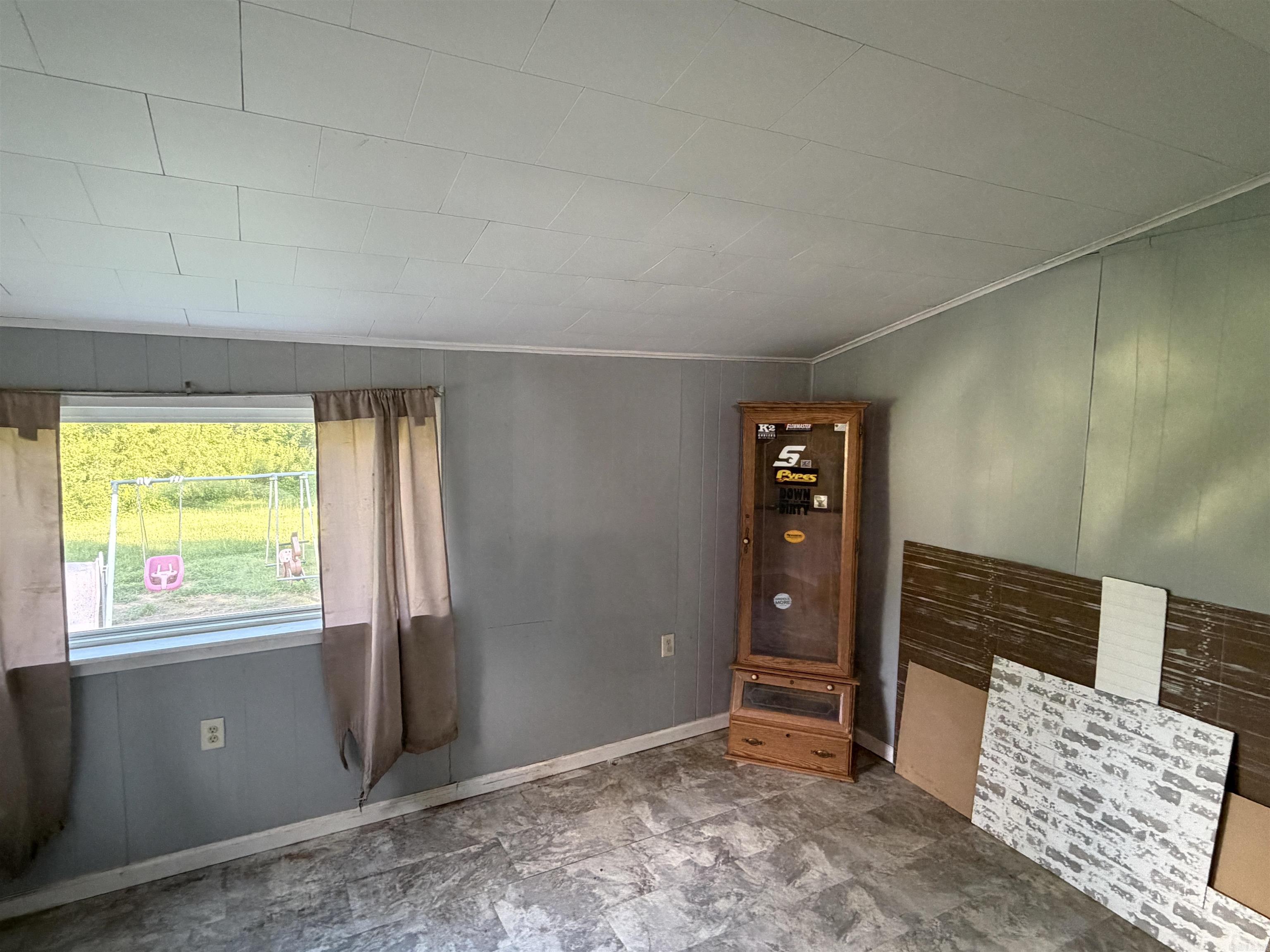 15711 Highway 425 Property Photo 5
