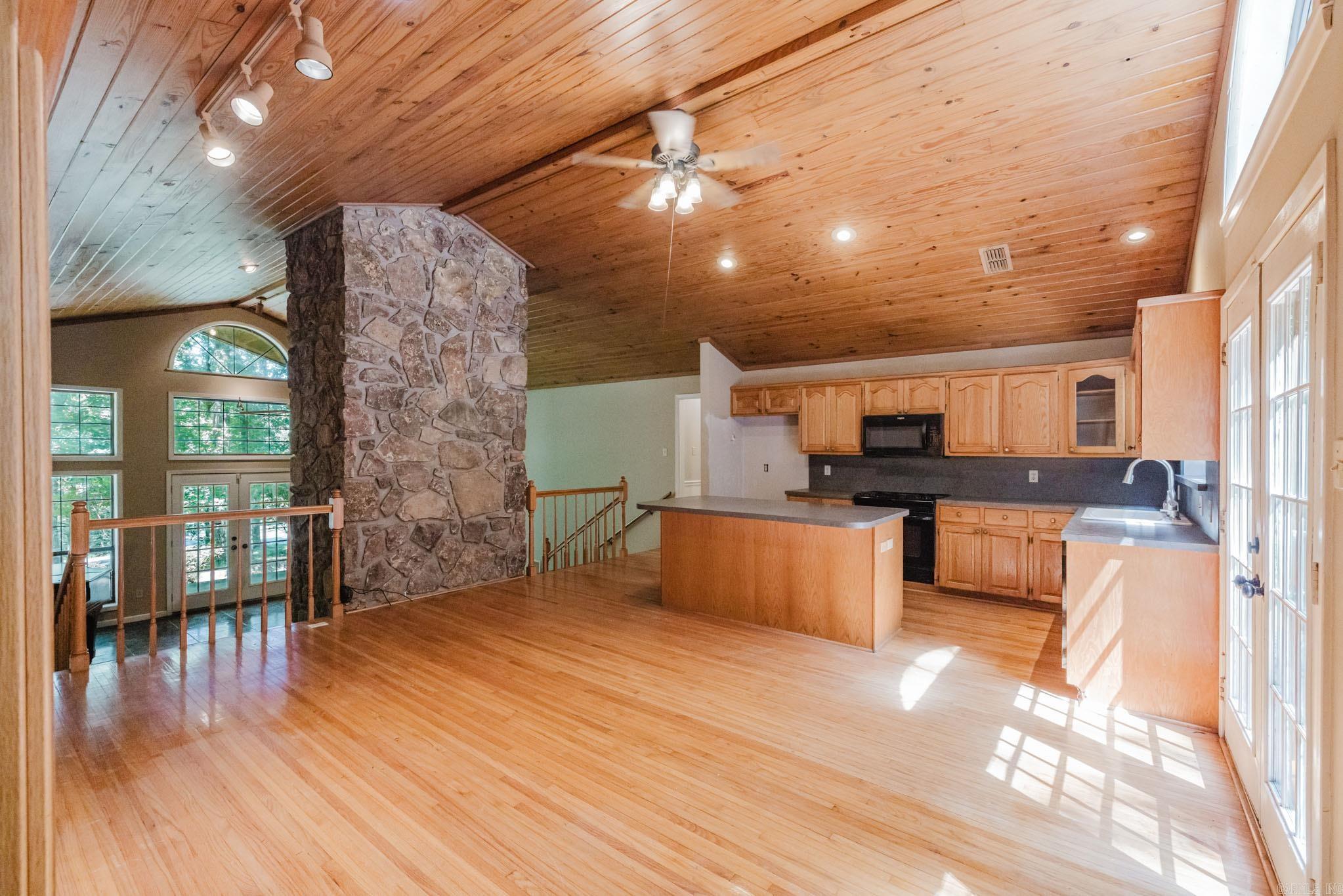 16501 Burlingame Road Property Photo 10