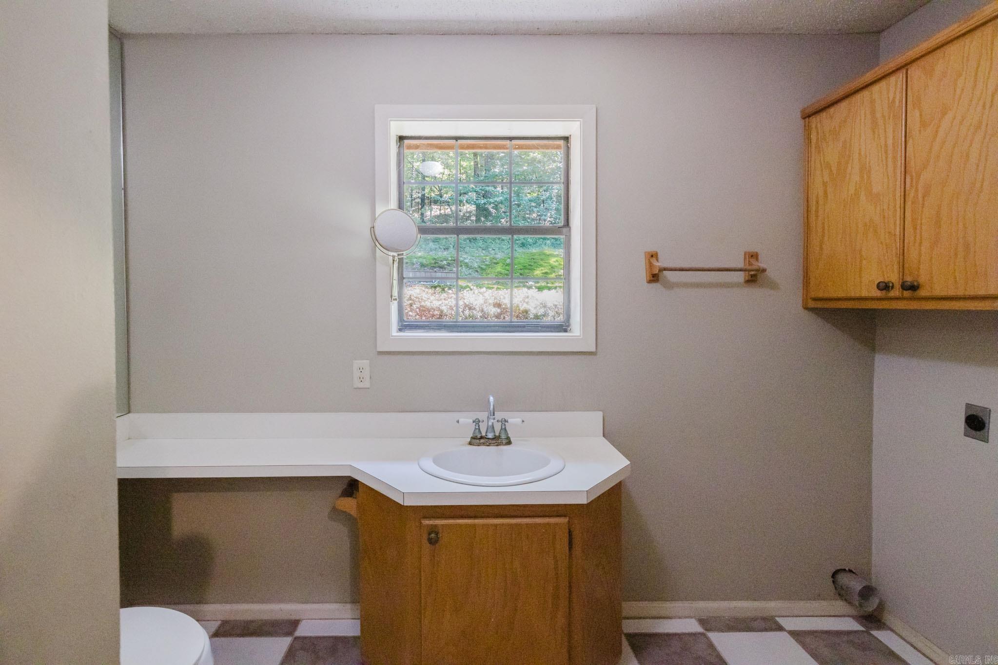 16501 Burlingame Road Property Photo 32