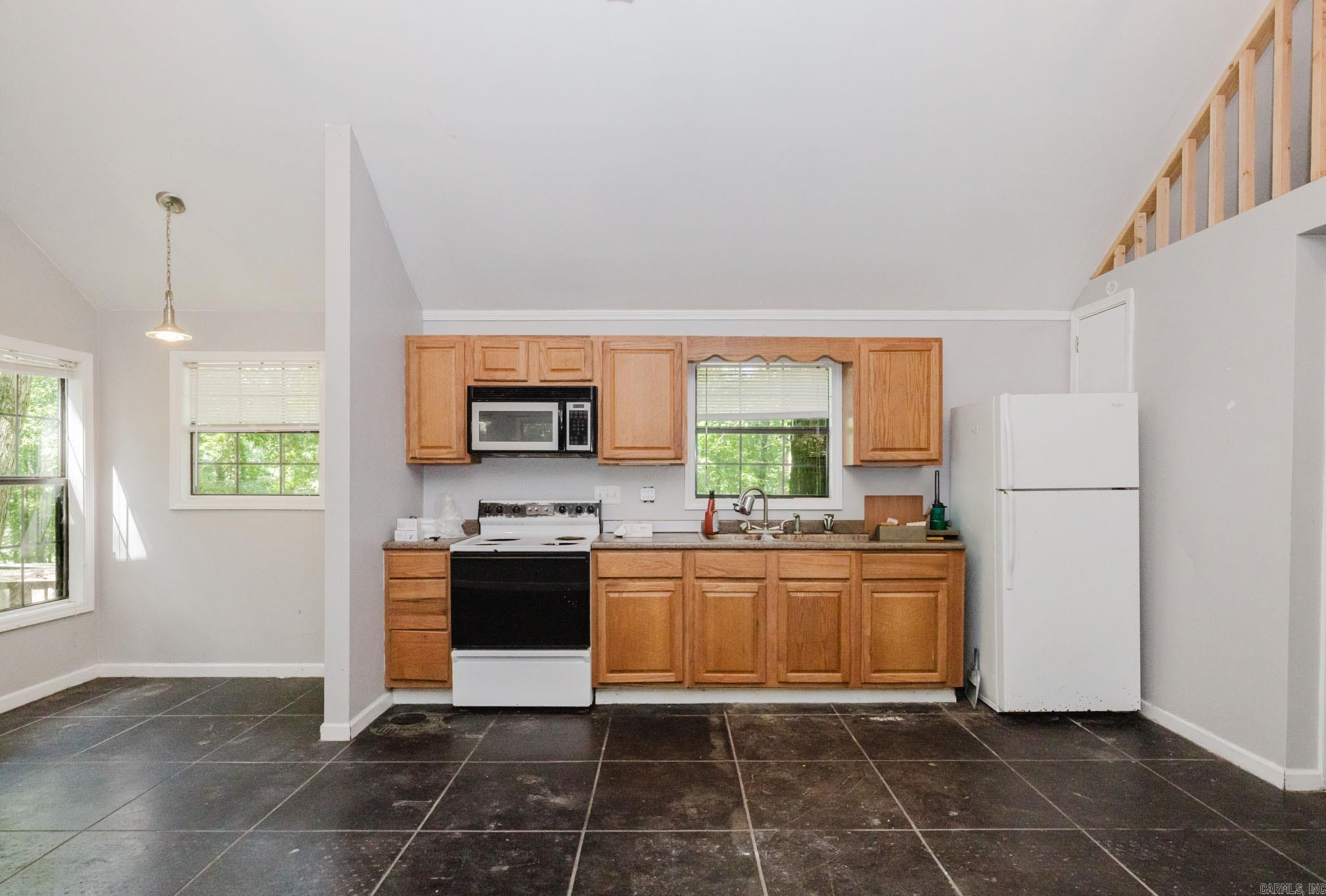 16501 Burlingame Road Property Photo 44