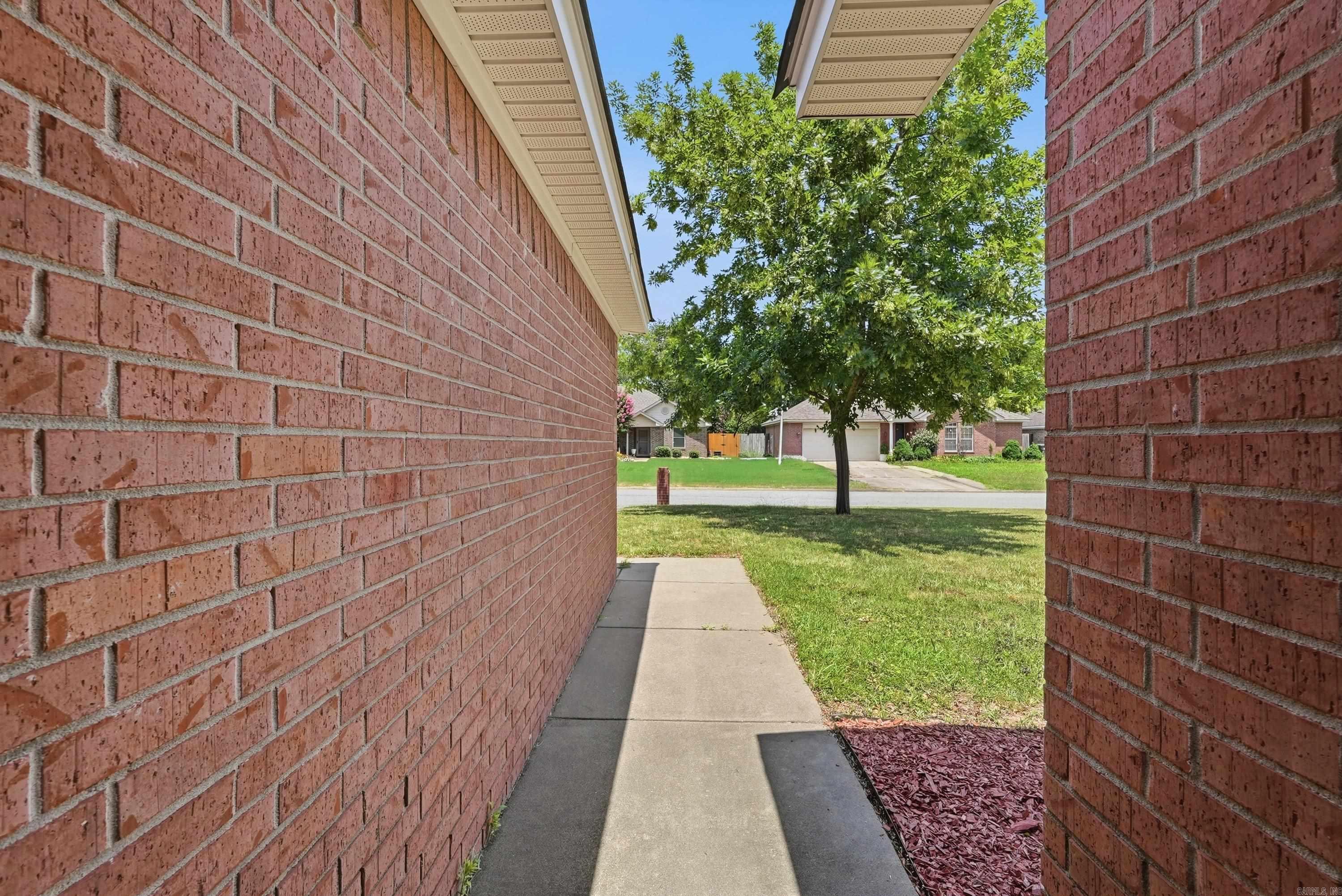 2275 Landover Trail Property Photo 8