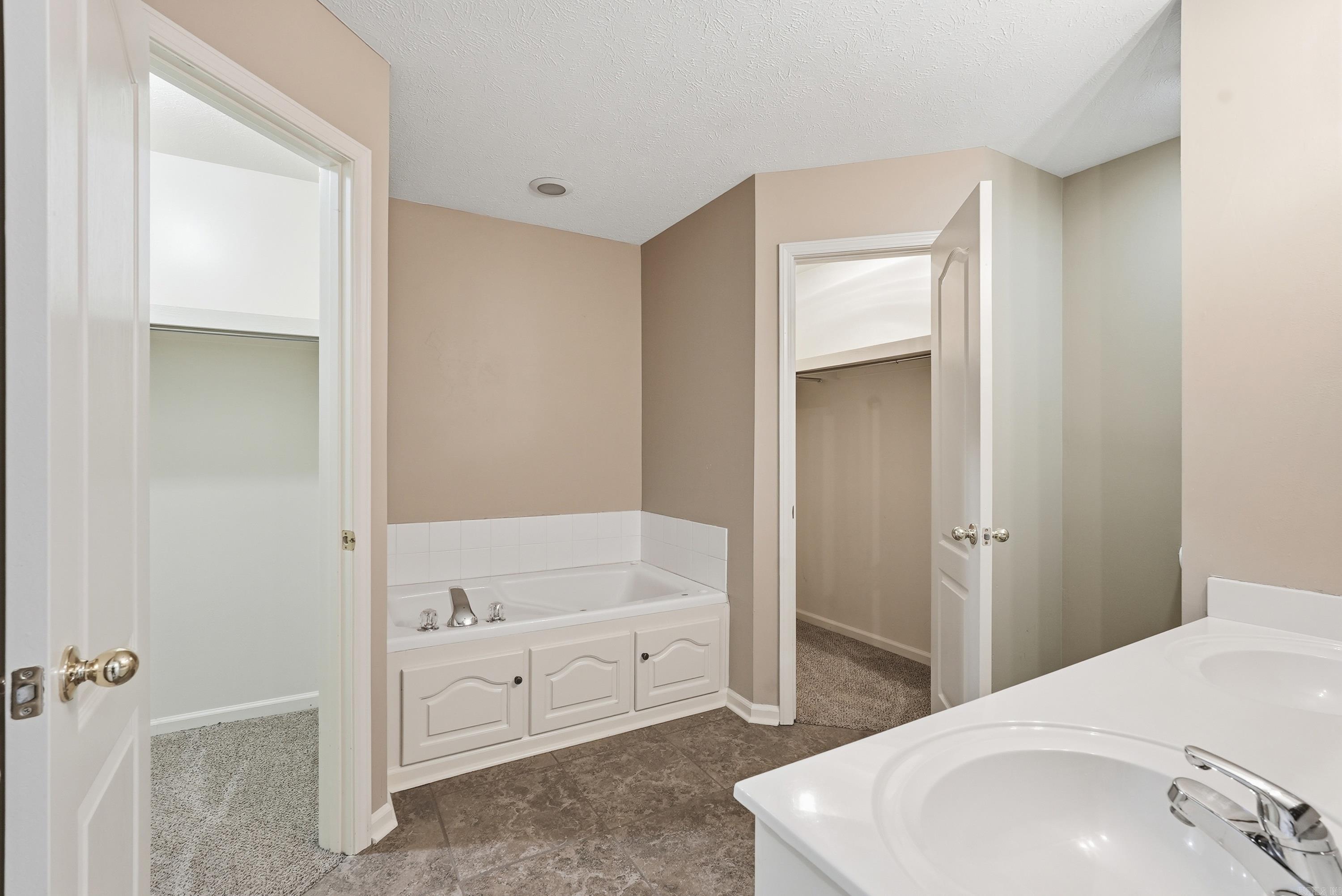 2275 Landover Trail Property Photo 36