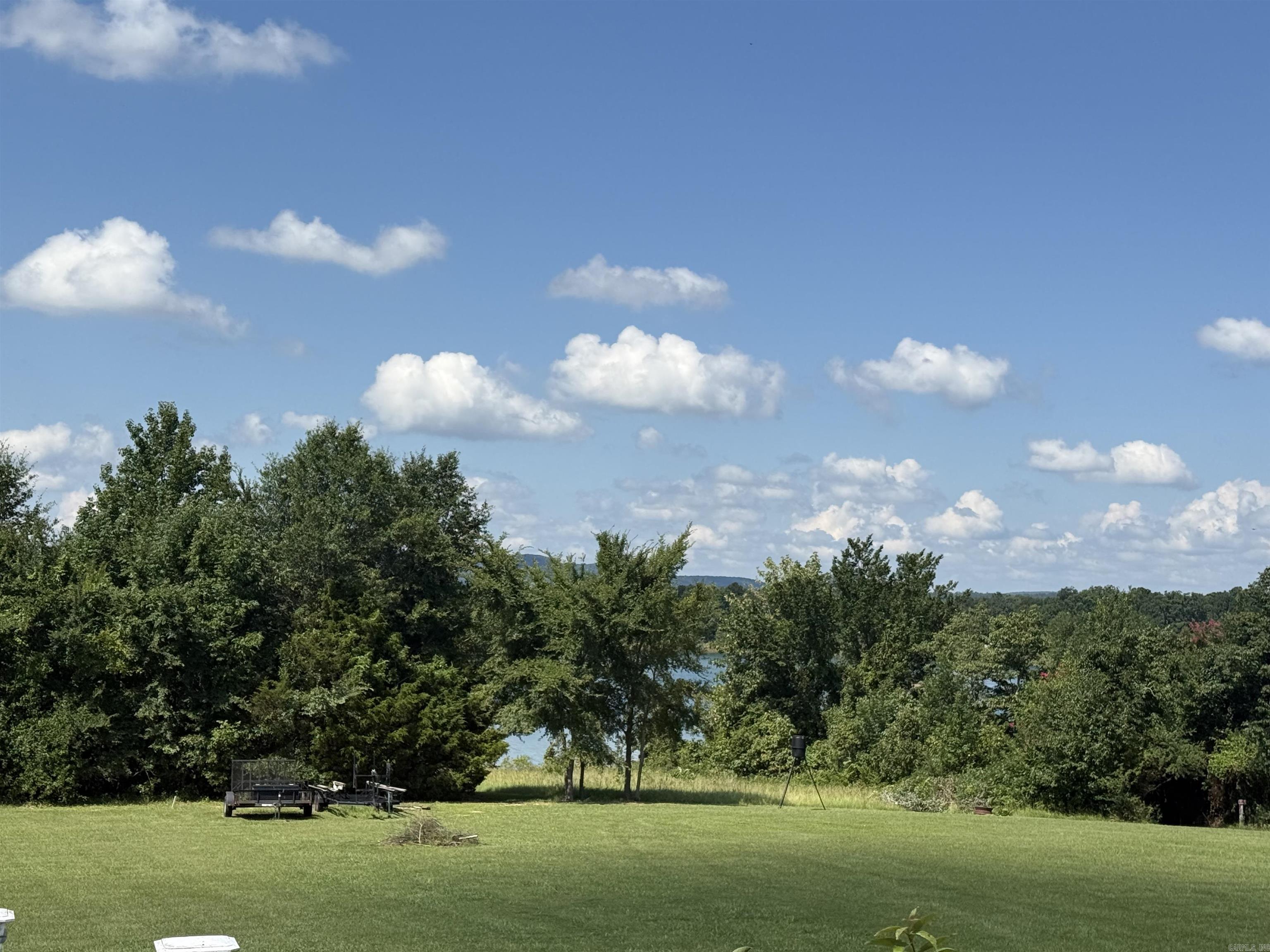 90 Emerald Lane Property Photo 10