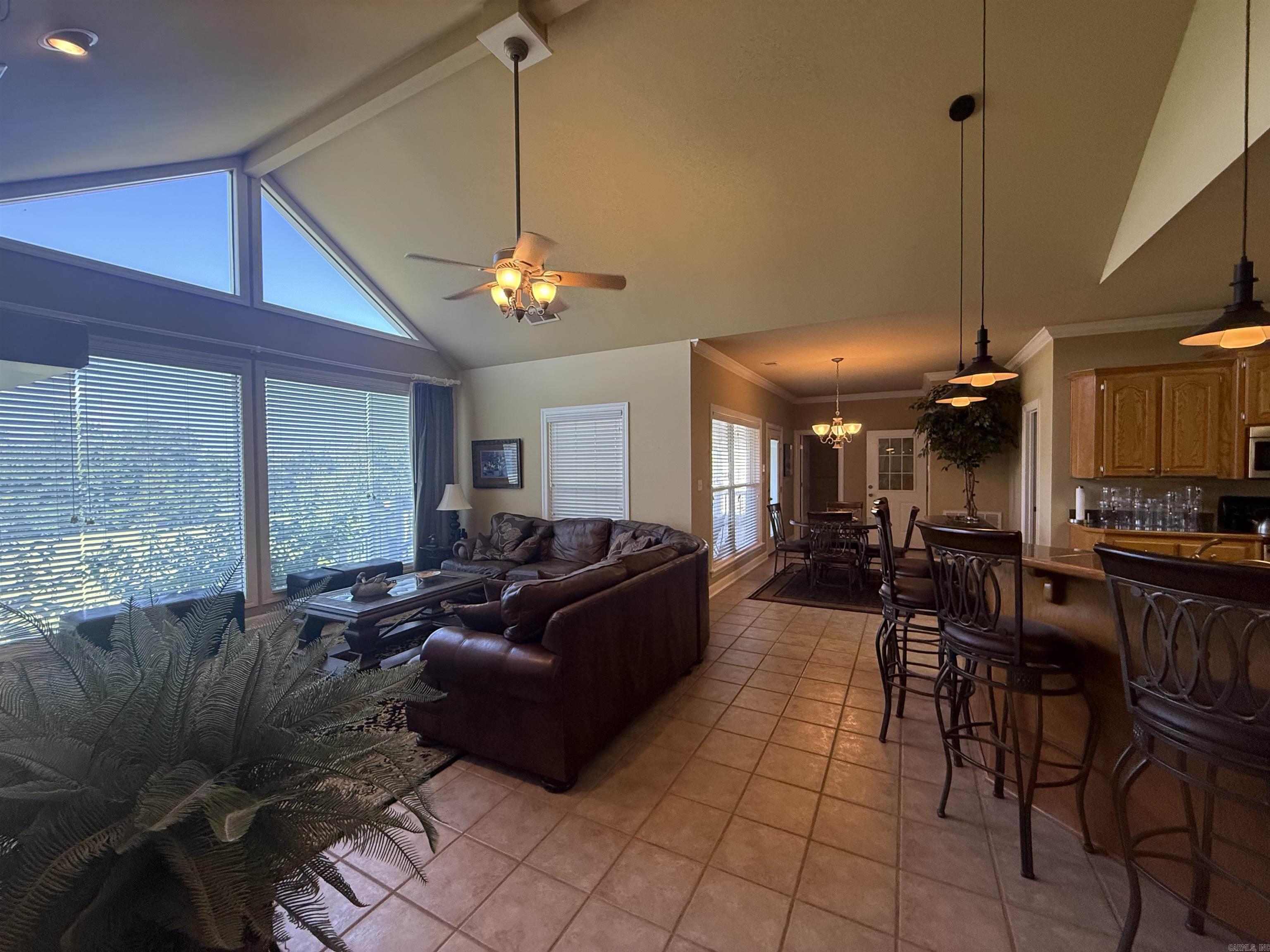 90 Emerald Lane Property Photo 14