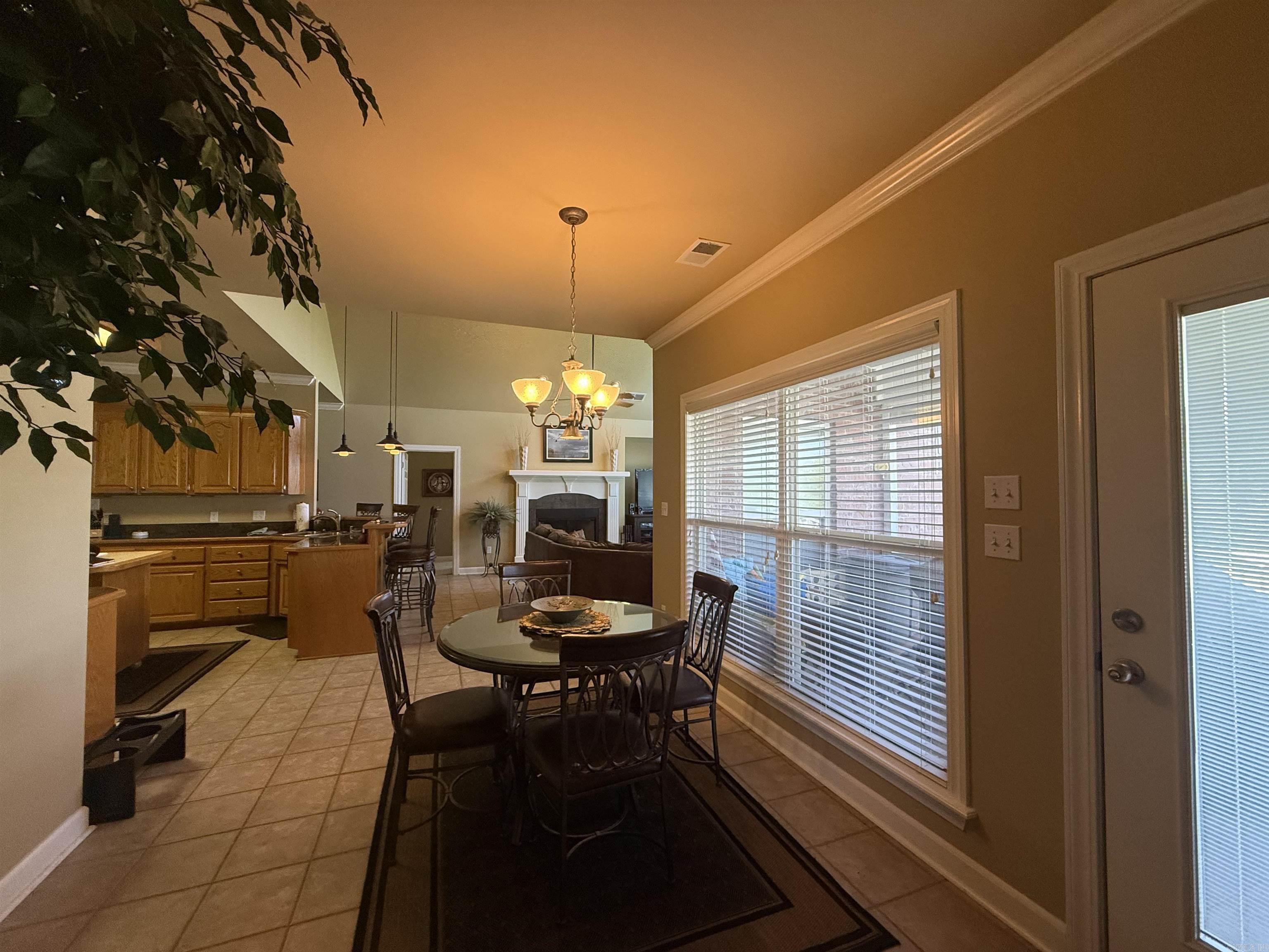 90 Emerald Lane Property Photo 17