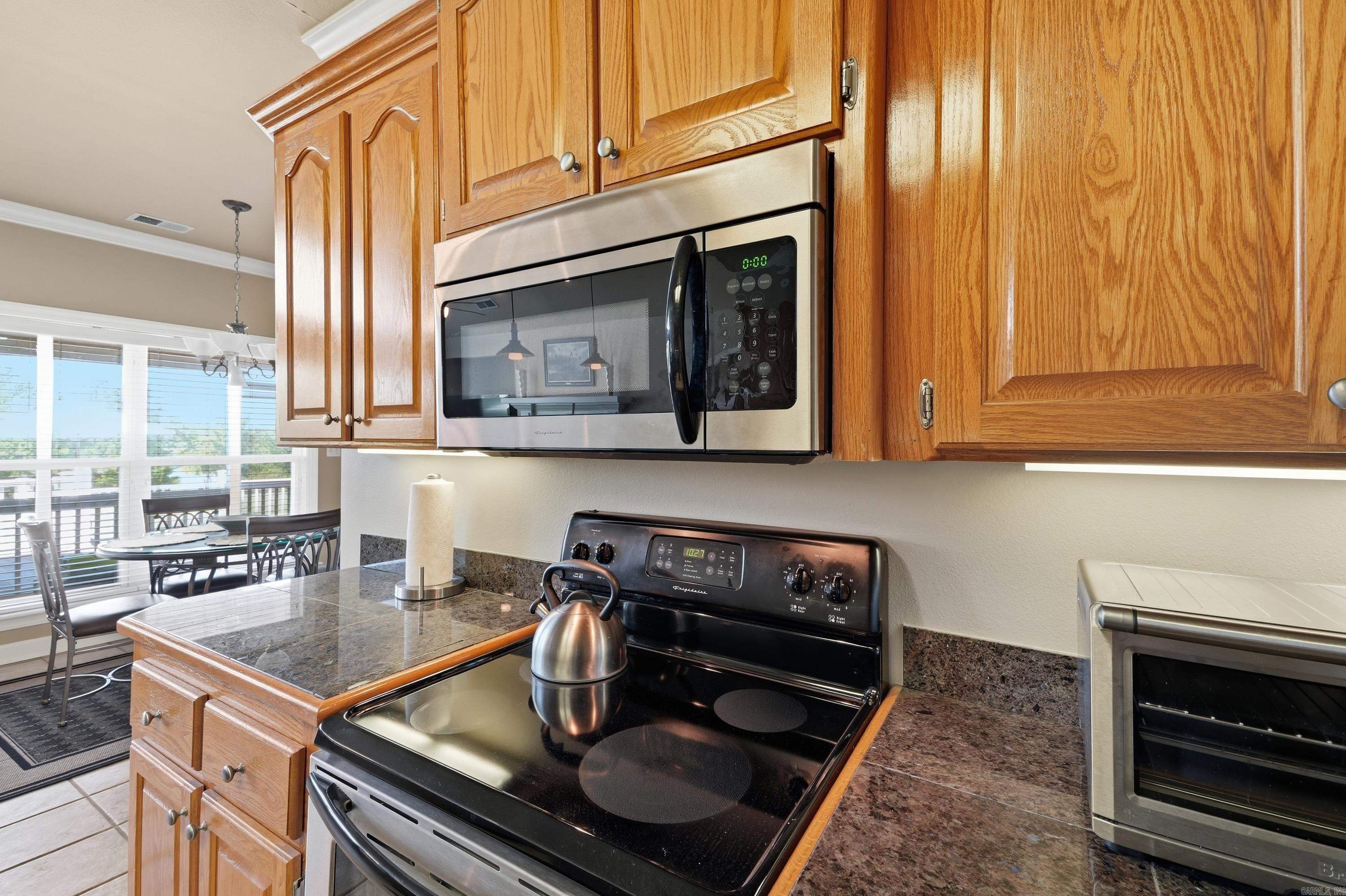 90 Emerald Lane Property Photo 24