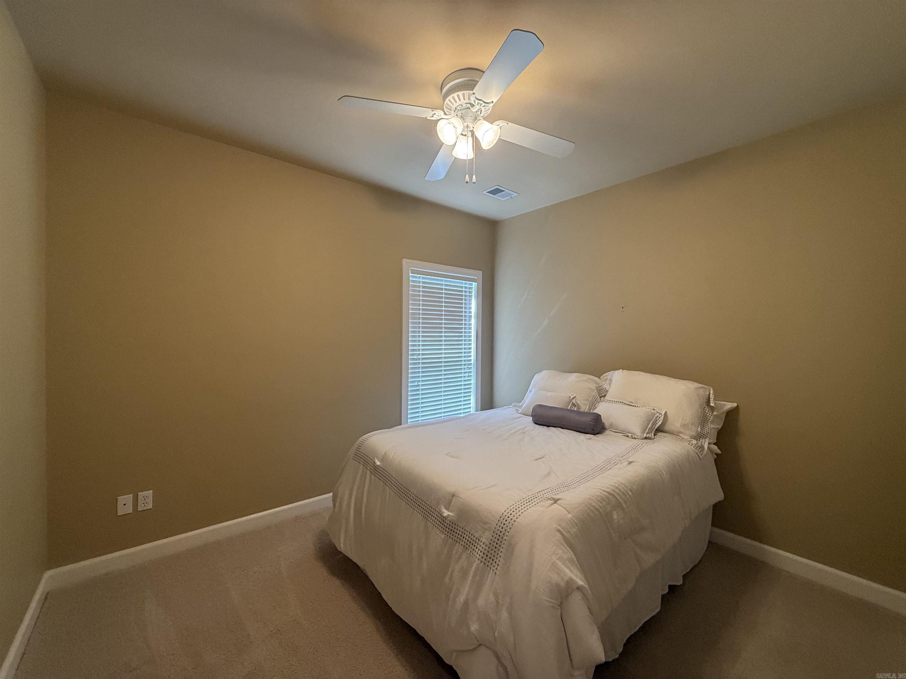 90 Emerald Lane Property Photo 32