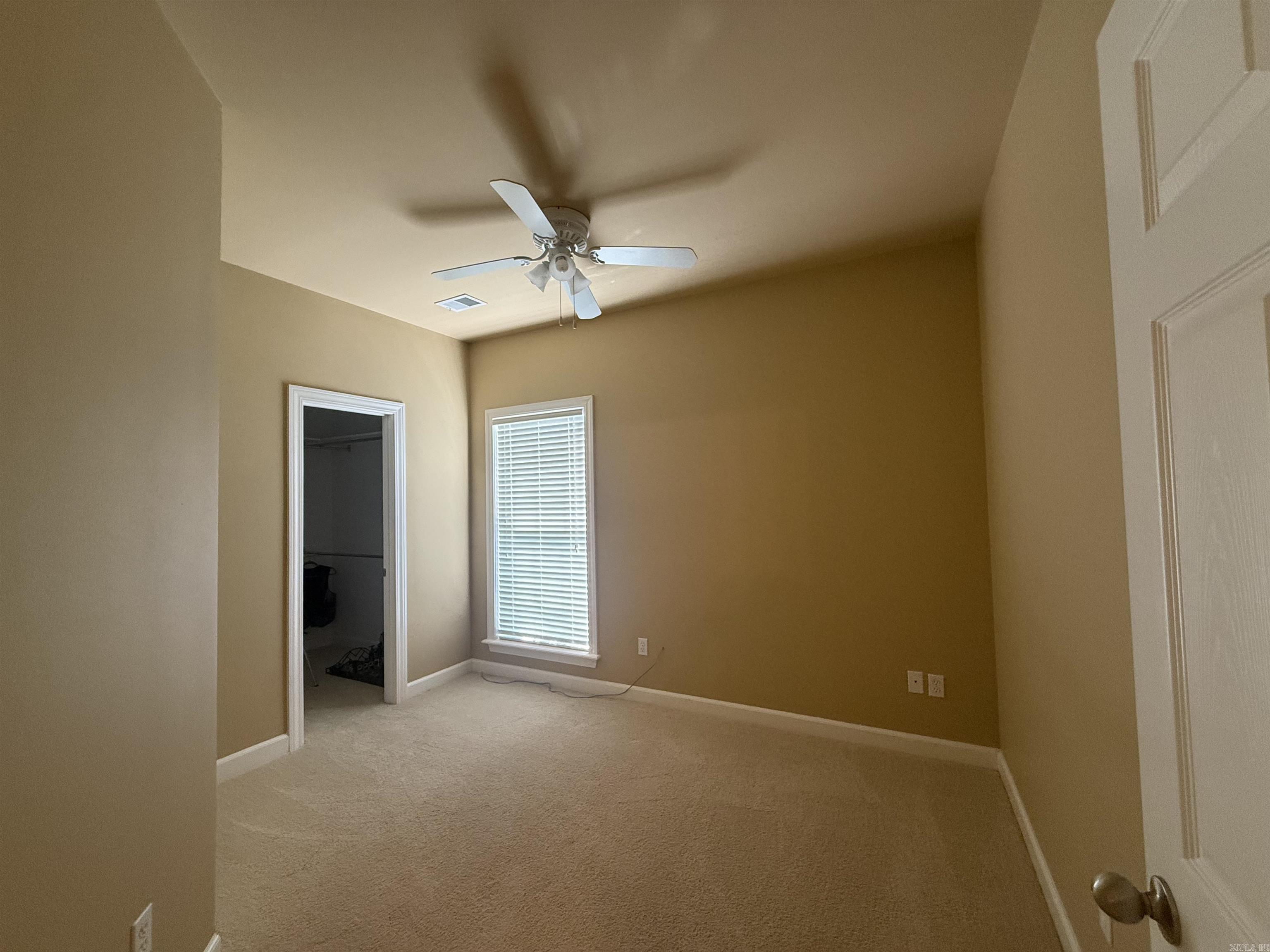 90 Emerald Lane Property Photo 33