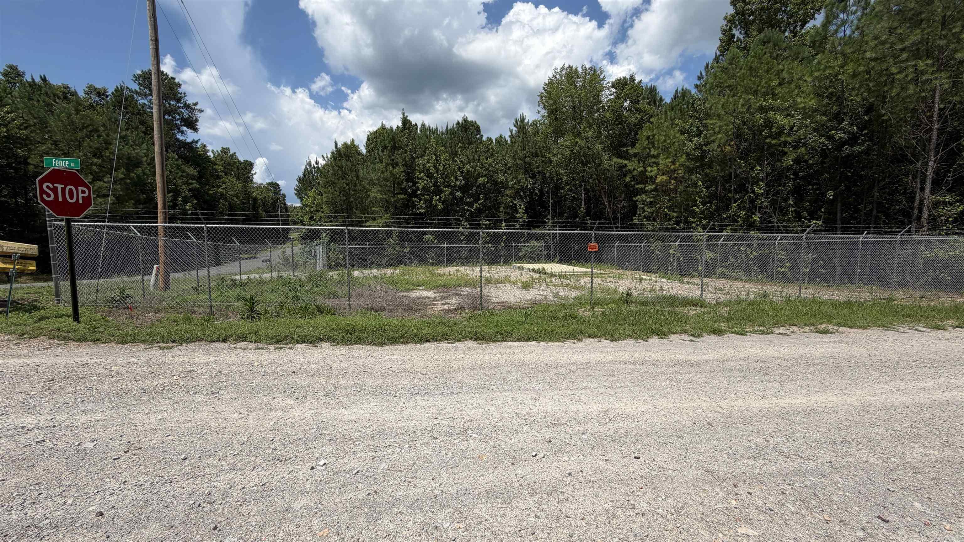 000 Fence Road Property Photo 2