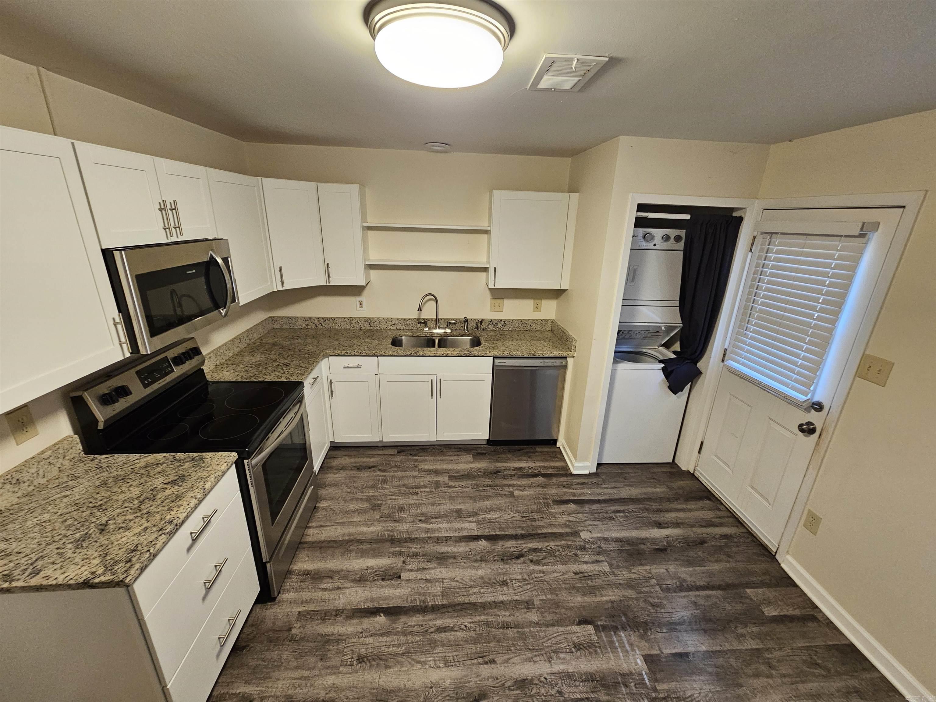 11621 Chipwood Drive Property Photo 9