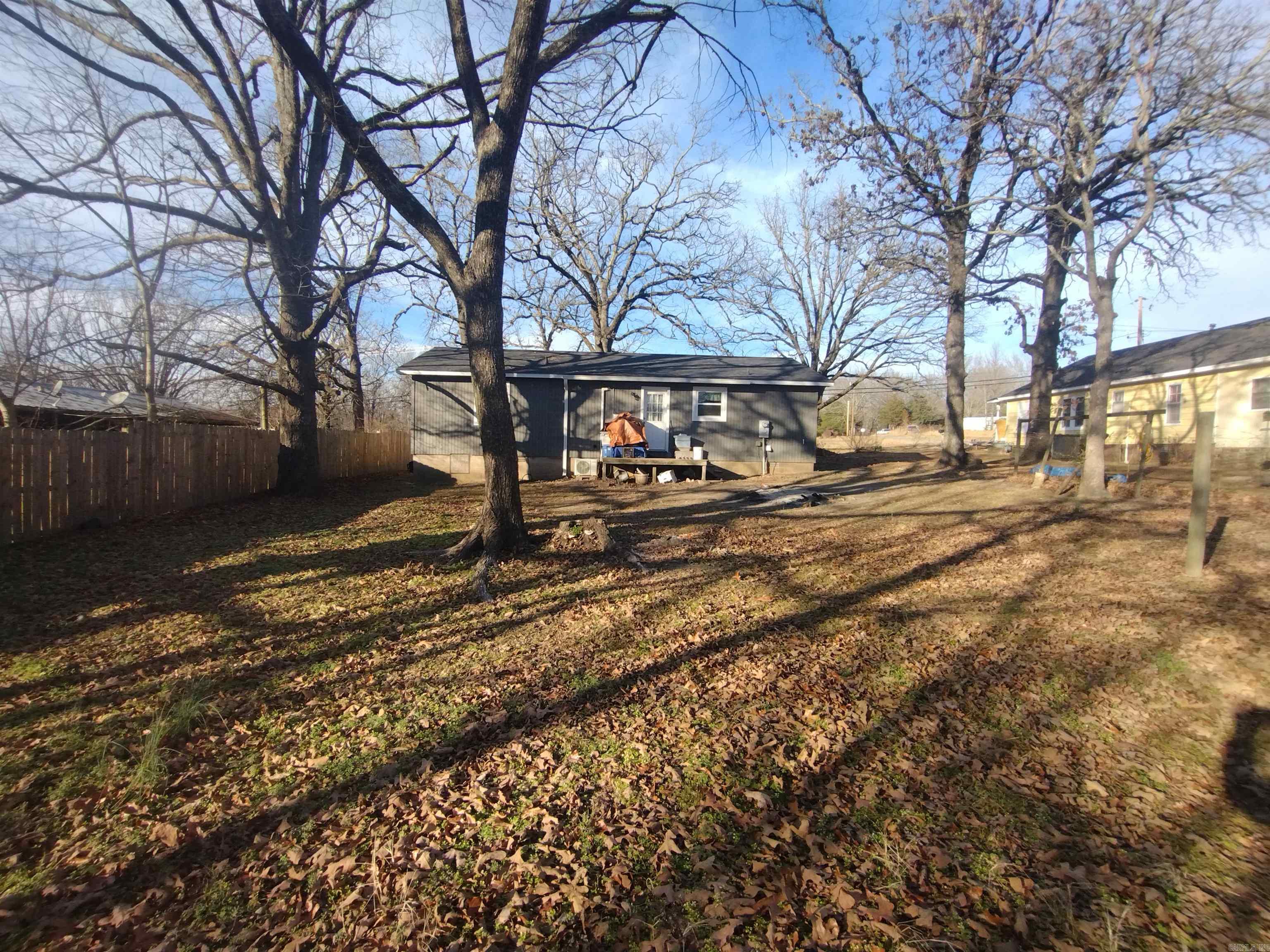 609 E Webb Property Photo 2