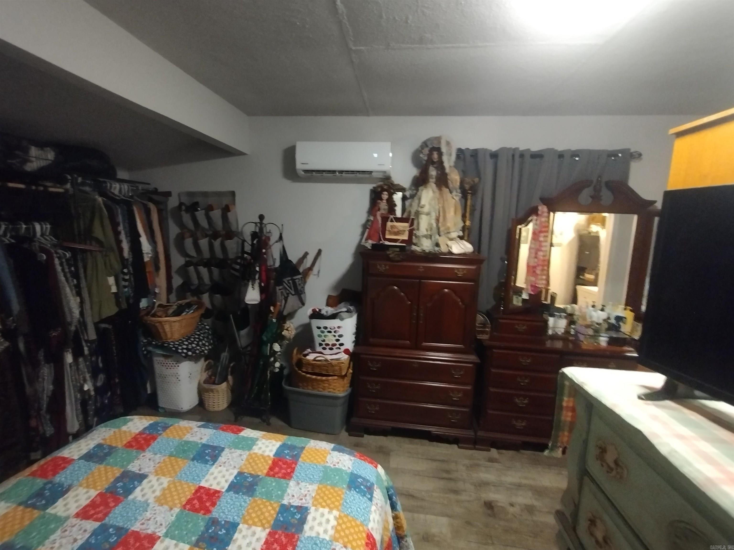 609 E Webb Property Photo 19