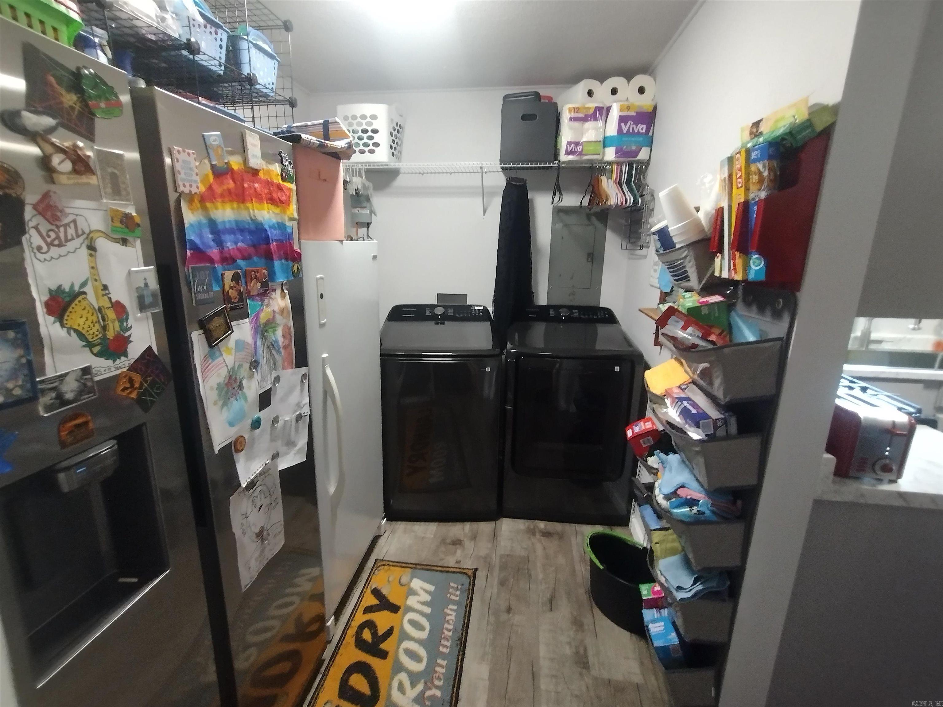 609 E Webb Property Photo 20